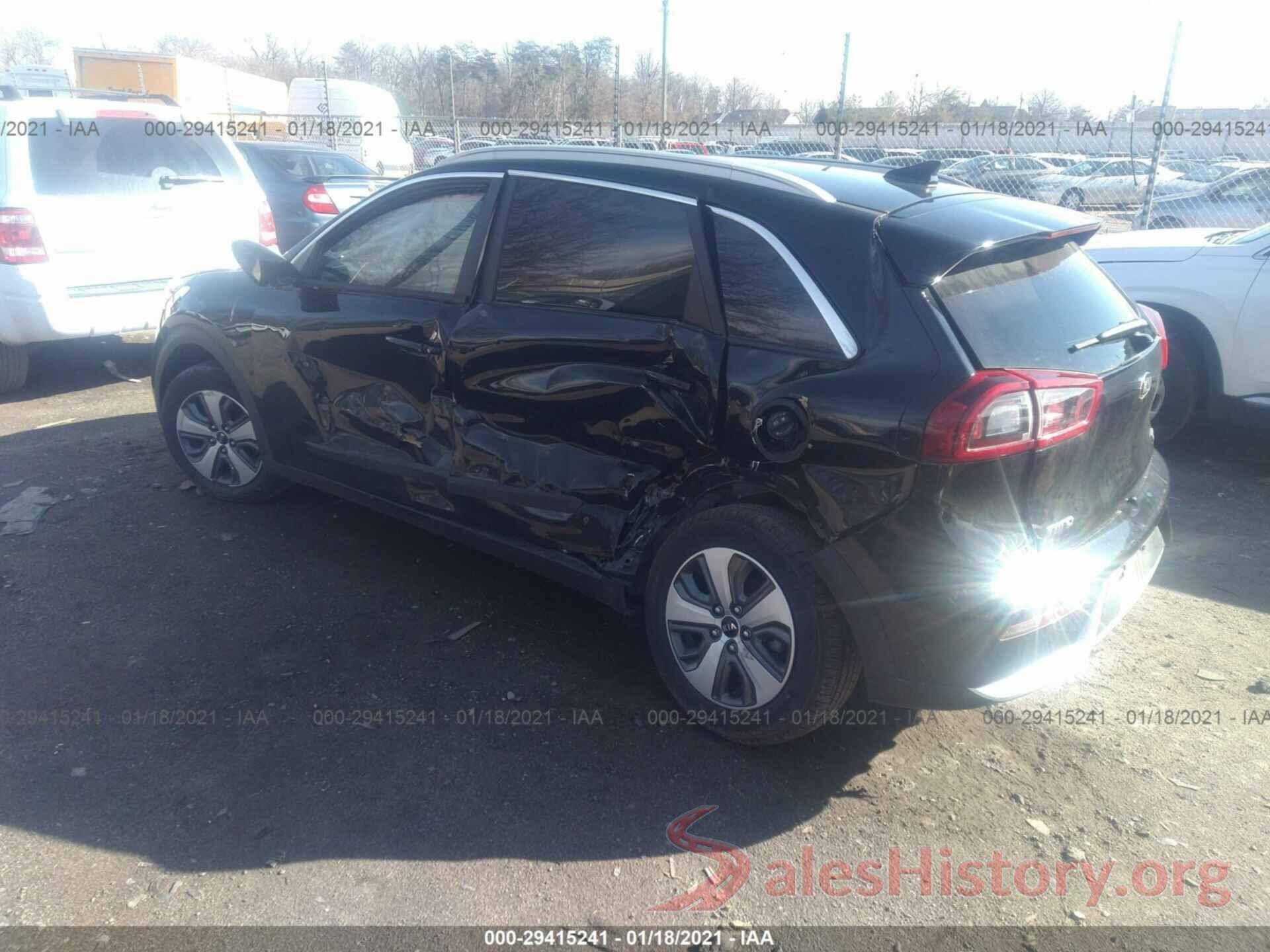 KNDCB3LC9K5331132 2019 KIA NIRO