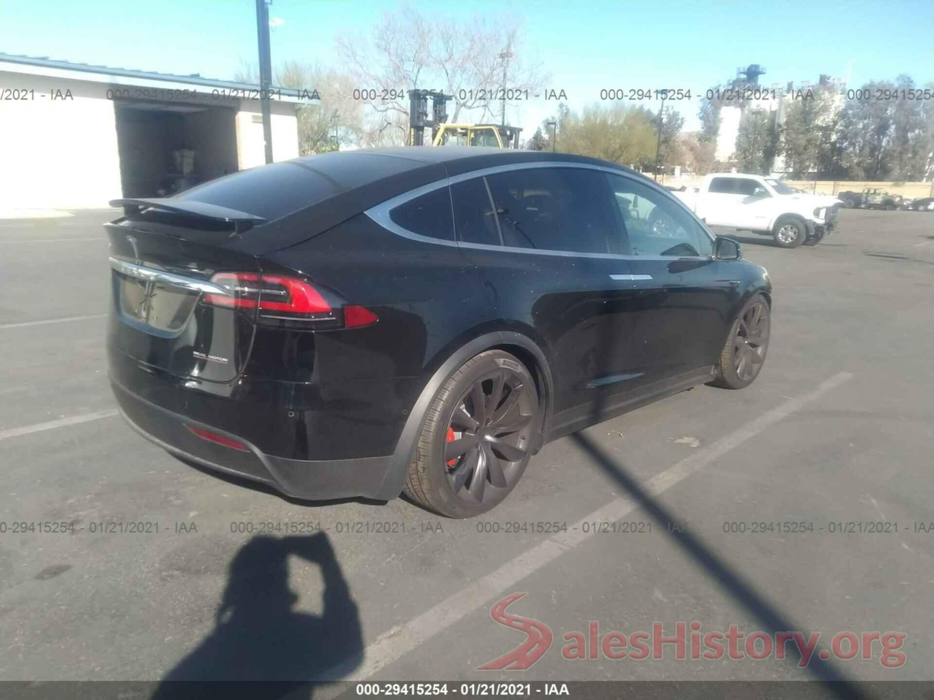 5YJXCBE48LF280561 2020 TESLA MODEL X