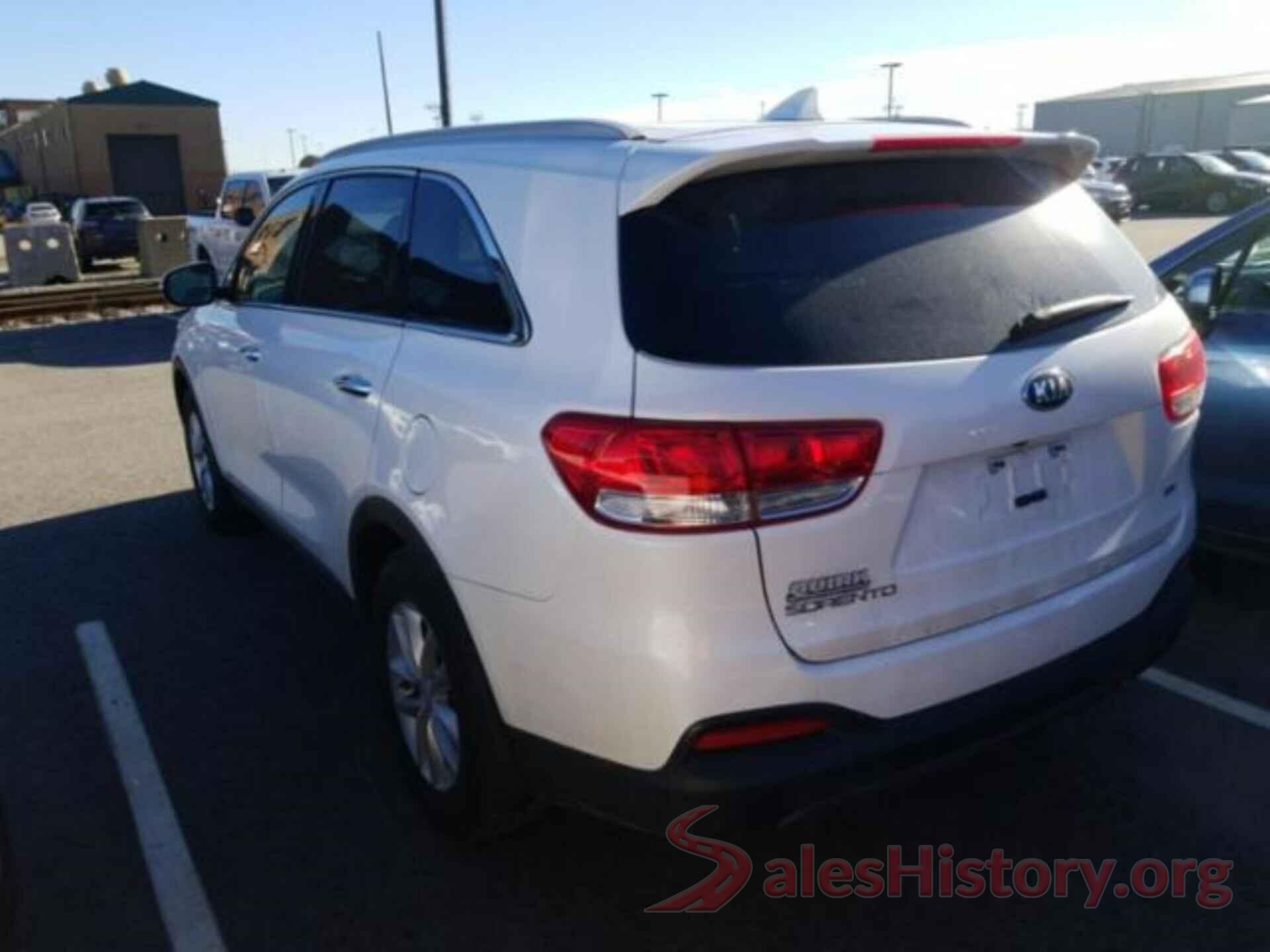 5XYPGDA32JG378813 2018 KIA SORENTO