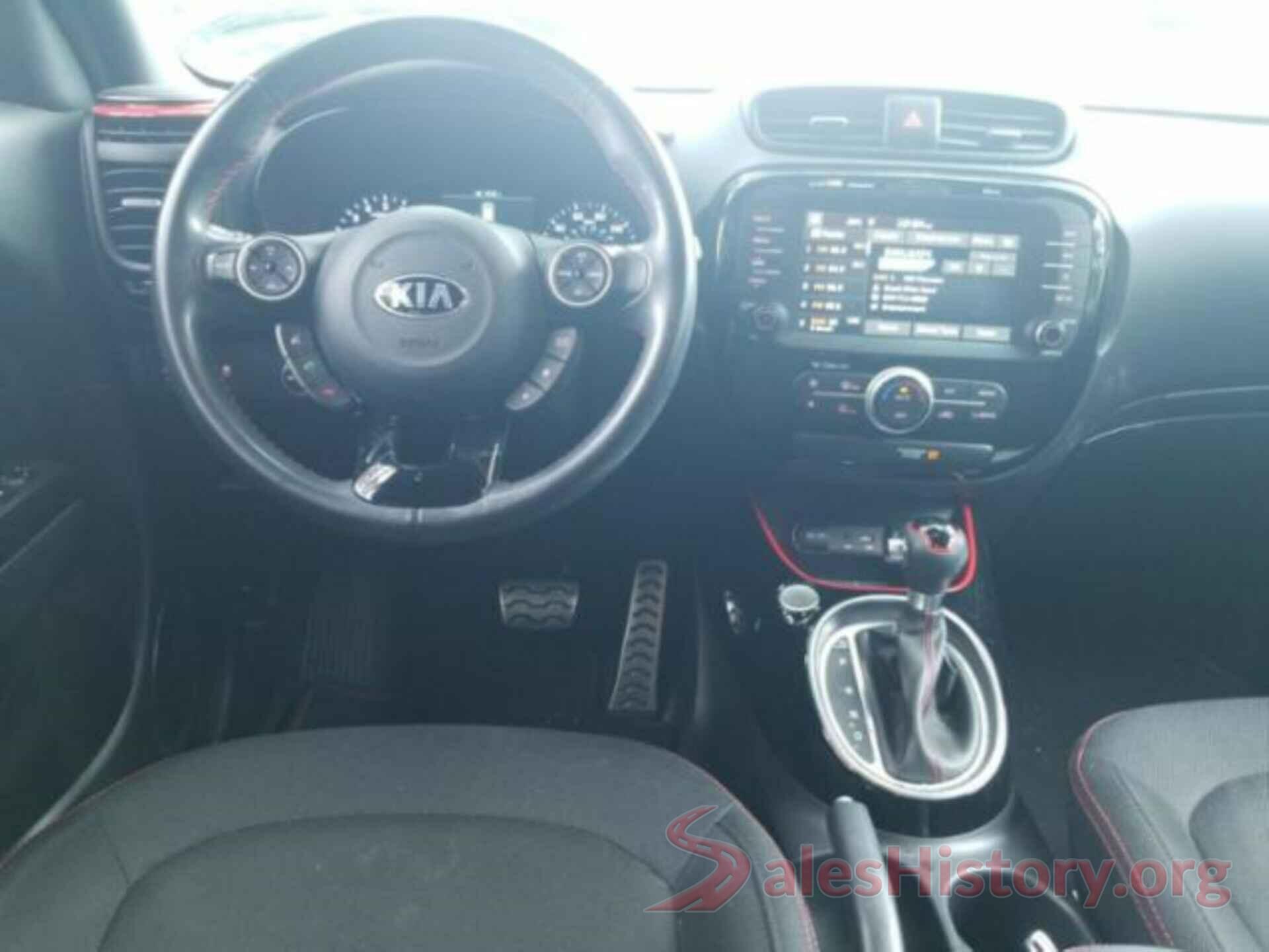 KNDJP3A56J7577927 2018 KIA SOUL