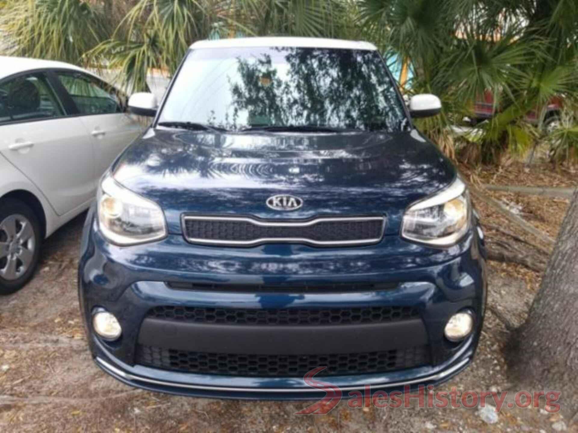 KNDJP3A56J7577927 2018 KIA SOUL