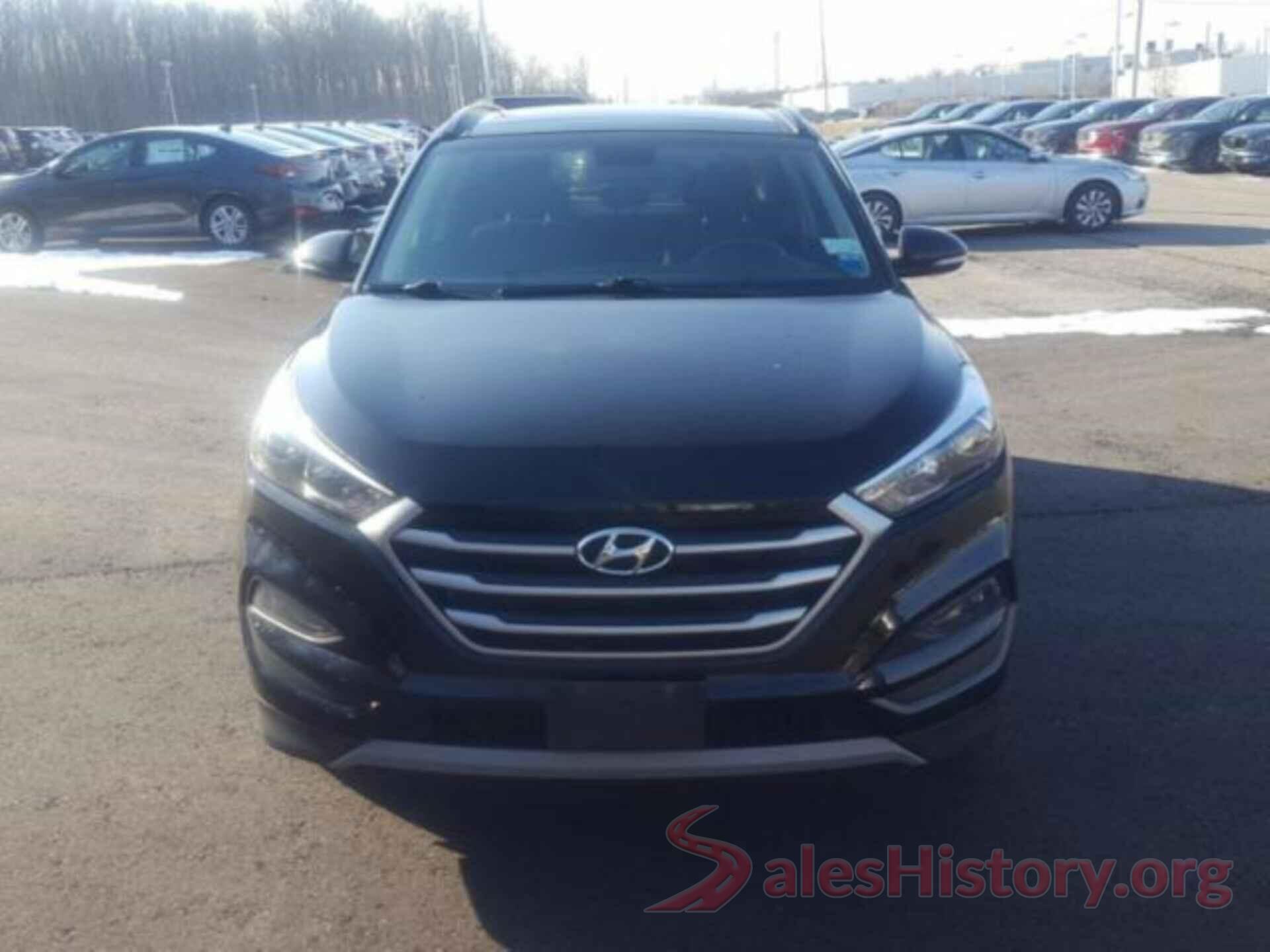 KM8J3CA24HU534230 2017 HYUNDAI TUCSON