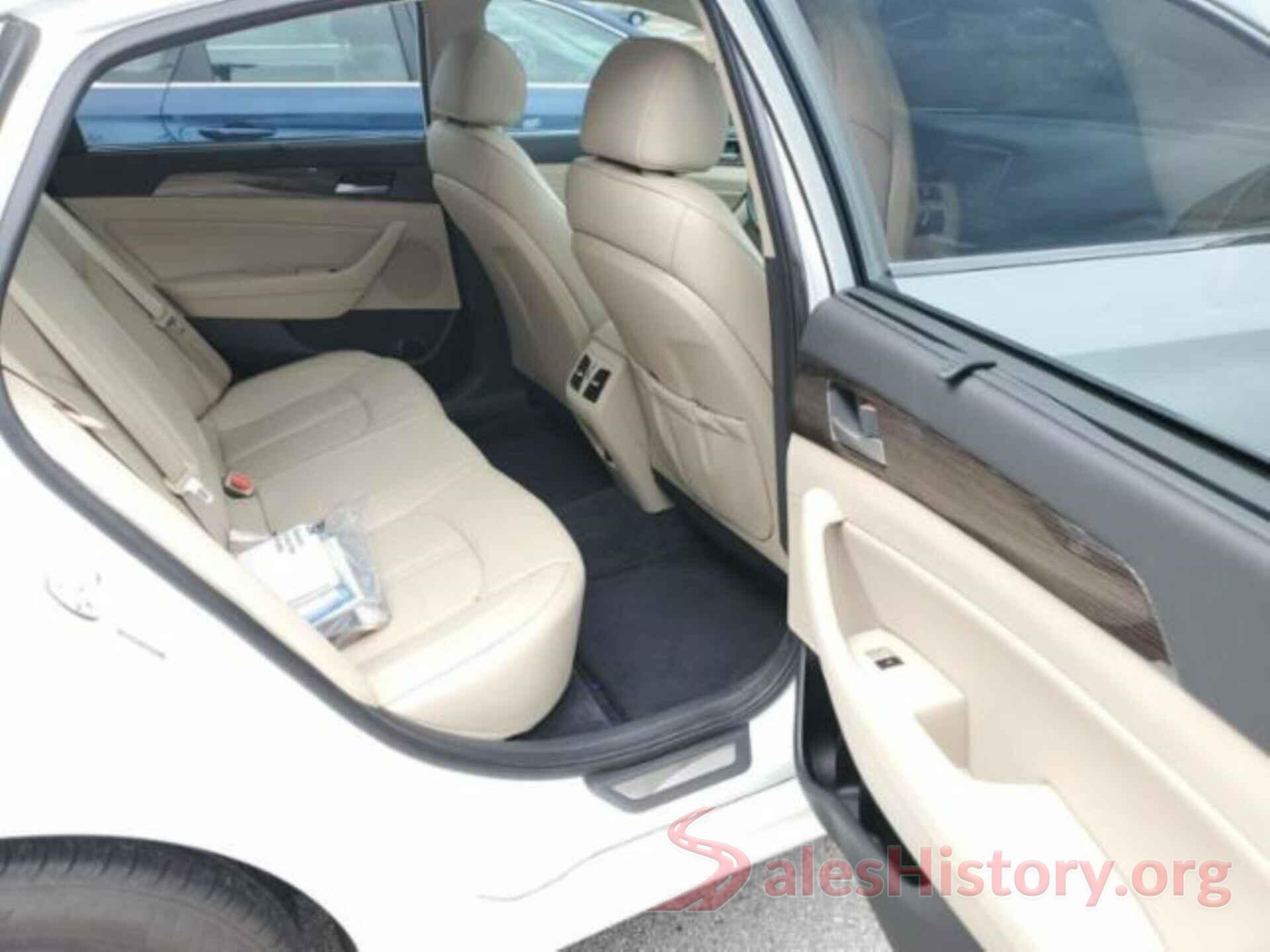 5NPE34AF7JH666476 2018 HYUNDAI SONATA