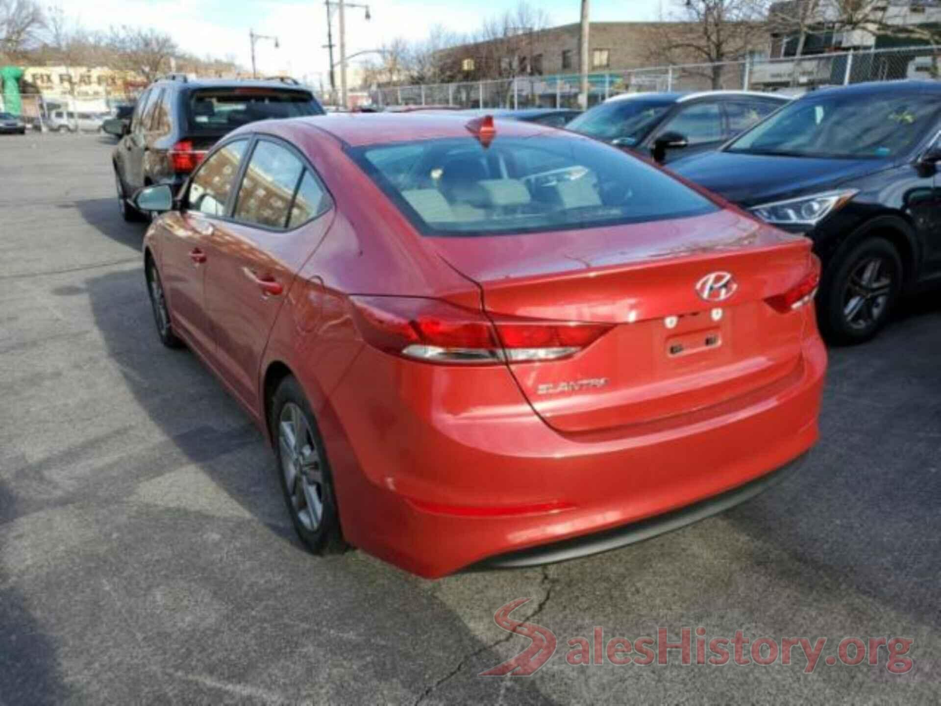 5NPD84LF4JH296288 2018 HYUNDAI ELANTRA