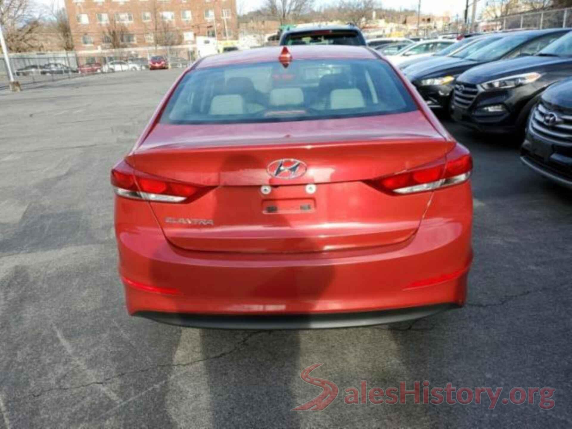 5NPD84LF4JH296288 2018 HYUNDAI ELANTRA