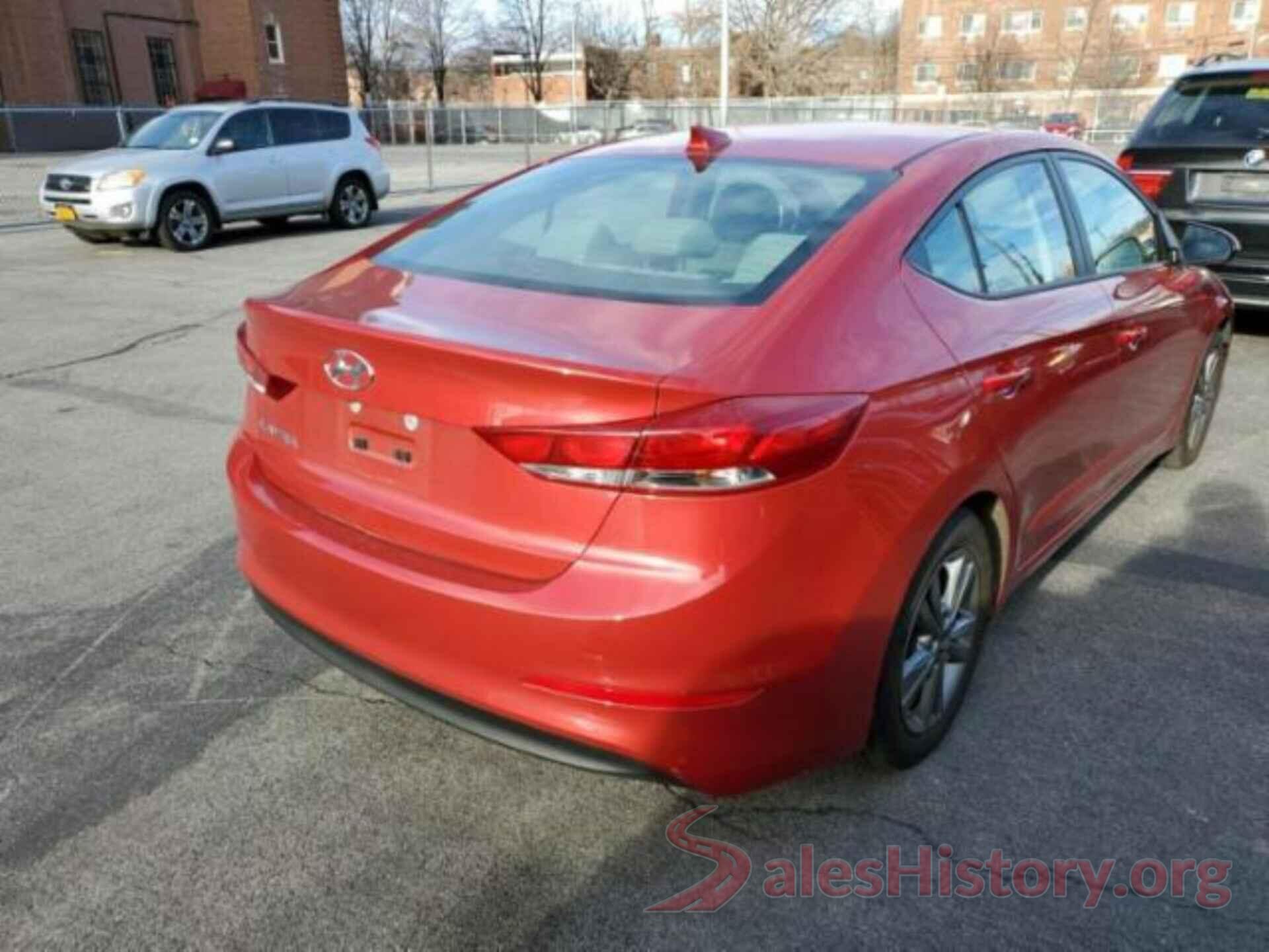 5NPD84LF4JH296288 2018 HYUNDAI ELANTRA