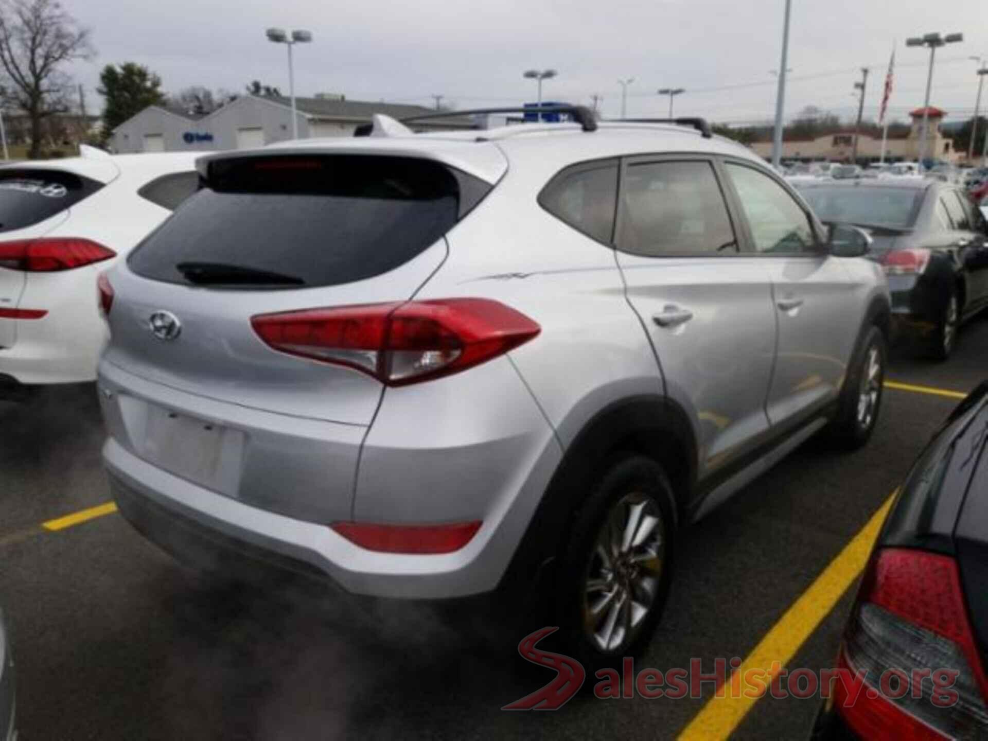 KM8J33A45JU617012 2018 HYUNDAI TUCSON