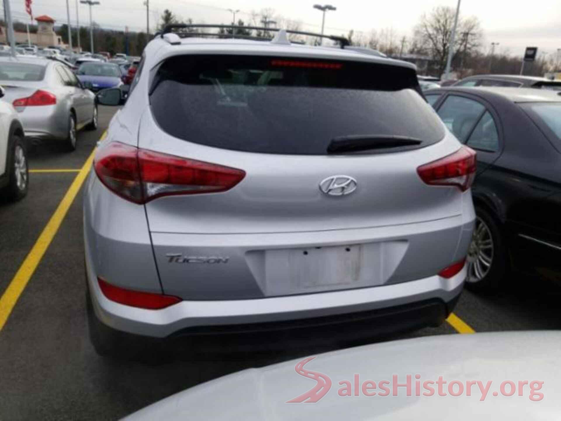 KM8J33A45JU617012 2018 HYUNDAI TUCSON