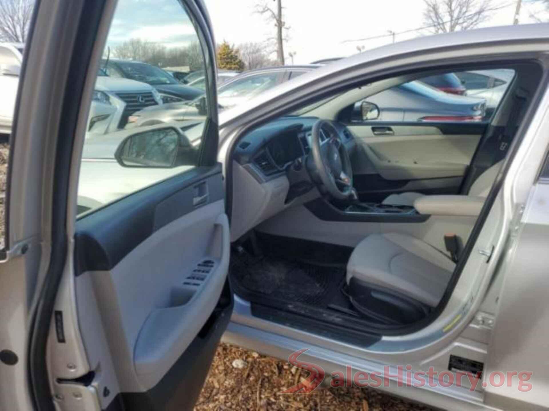 5NPE24AF5JH670089 2018 HYUNDAI SONATA