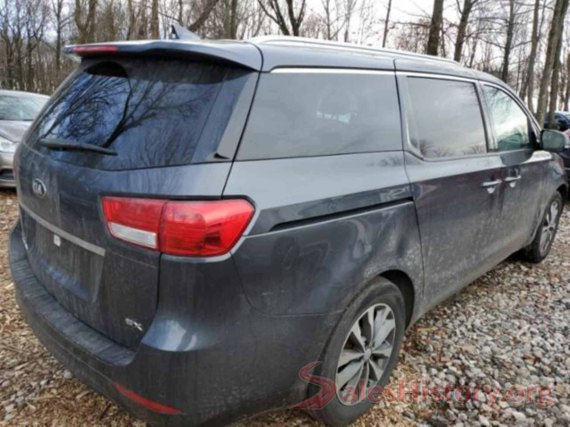 KNDMC5C12H6321315 2017 KIA SEDONA