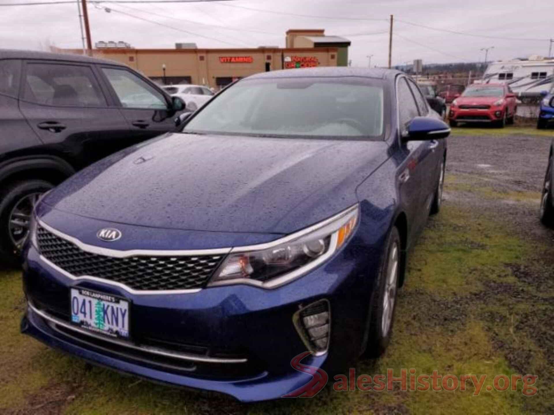 5XXGT4L30JG194659 2018 KIA OPTIMA