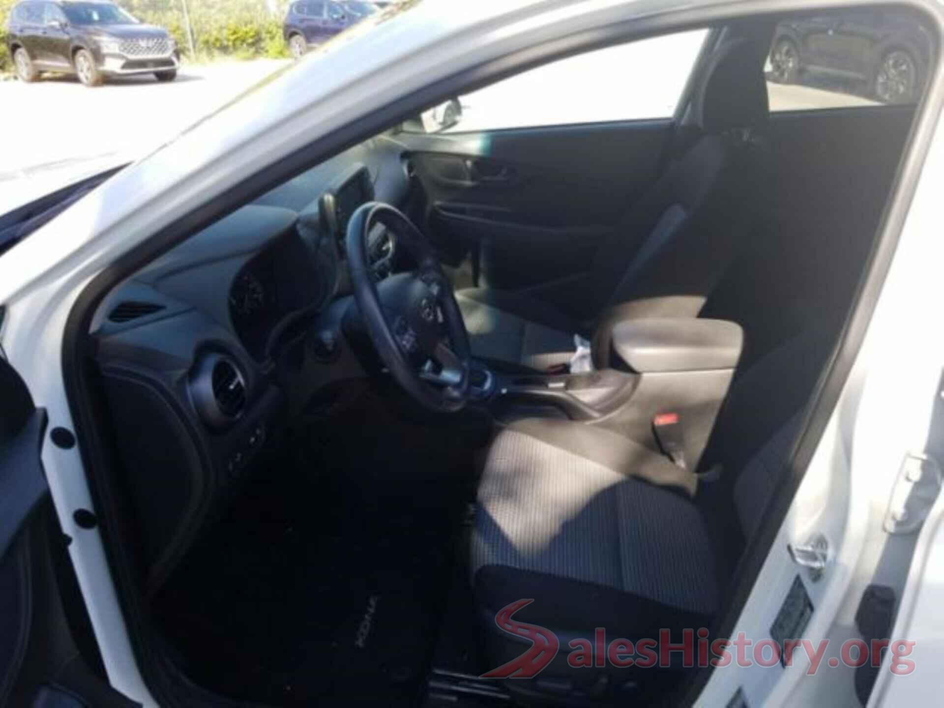 KM8K62AA4JU097638 2018 HYUNDAI KONA