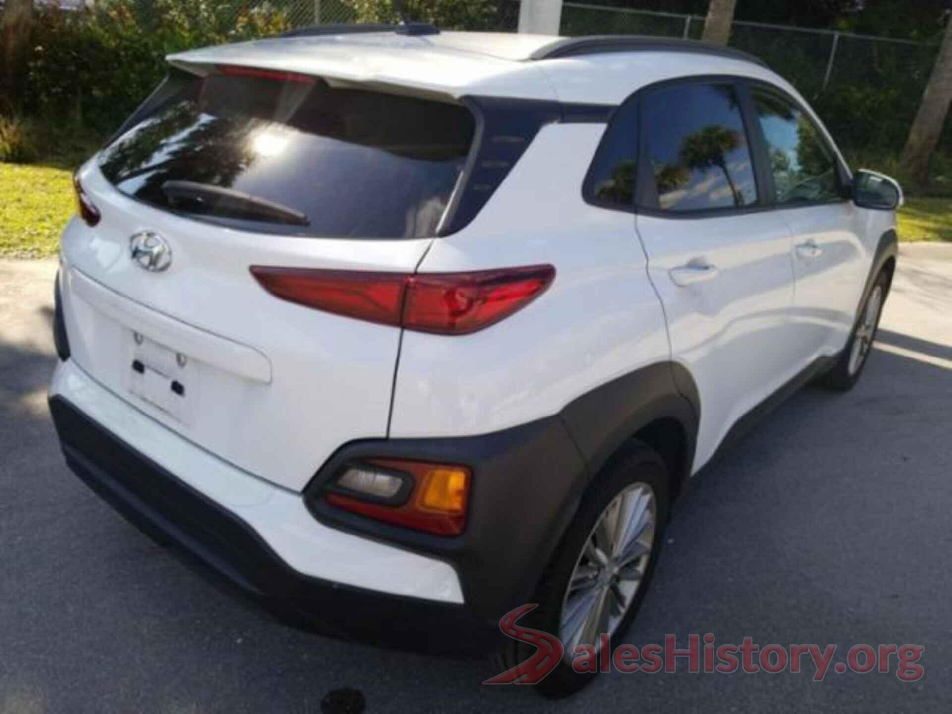 KM8K62AA4JU097638 2018 HYUNDAI KONA