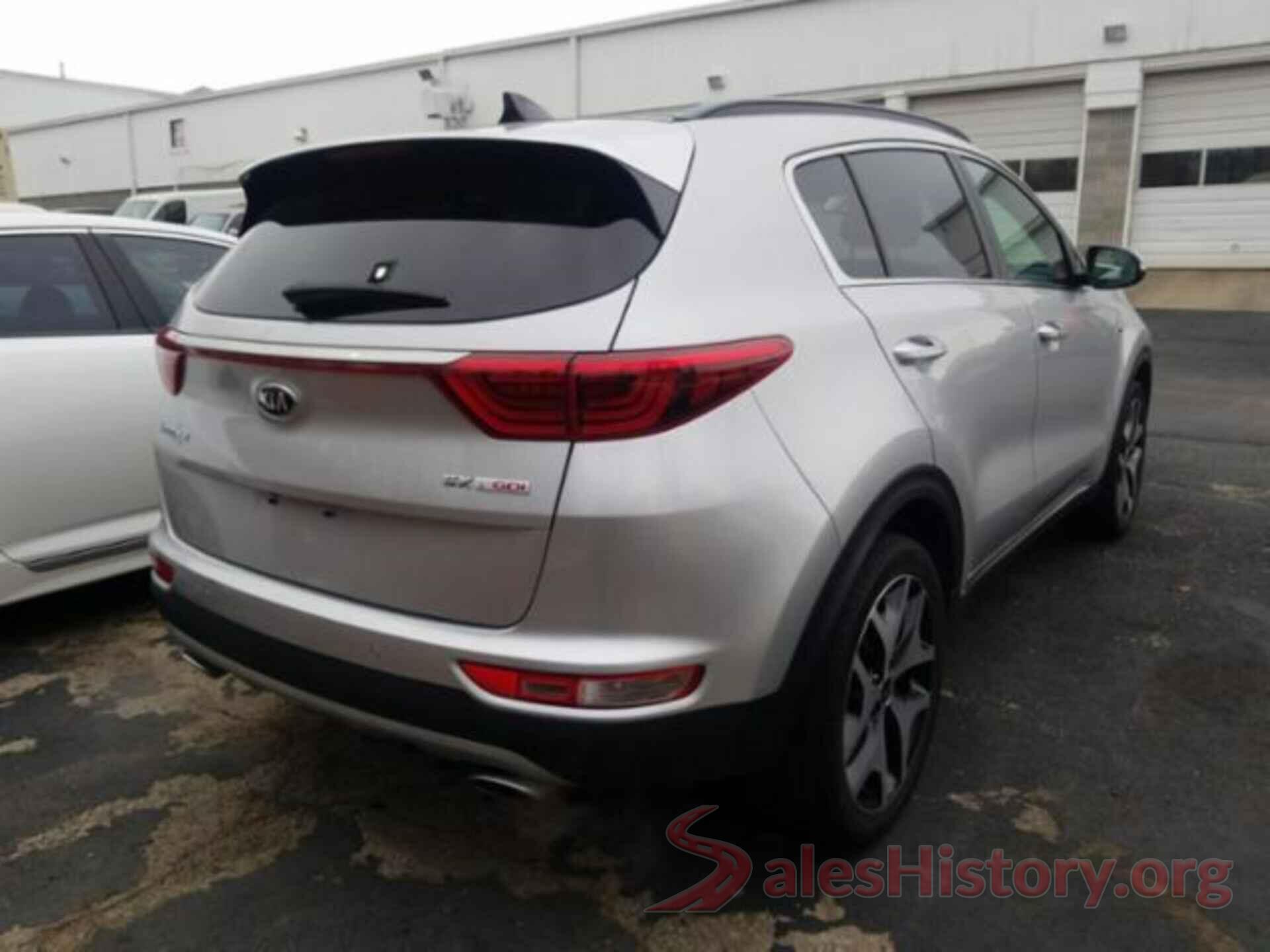 KNDPRCA62J7372425 2018 KIA SPORTAGE