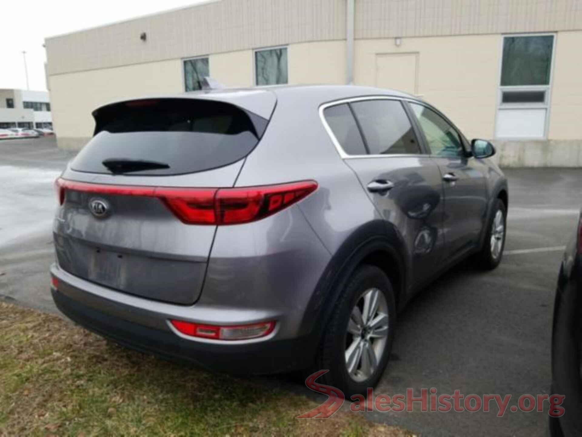 KNDPMCAC3J7364760 2018 KIA SPORTAGE