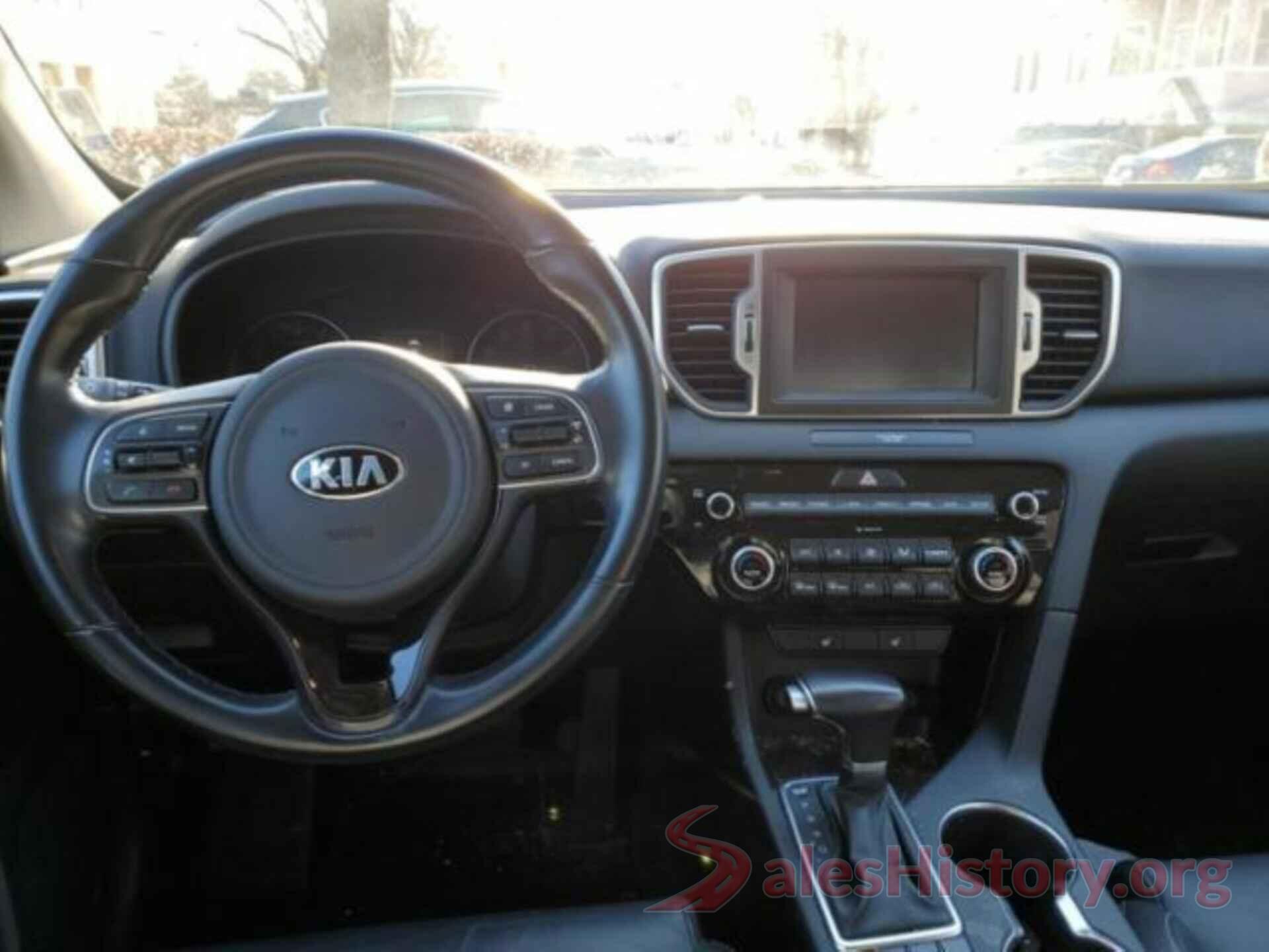 KNDPNCAC9J7374108 2018 KIA SPORTAGE