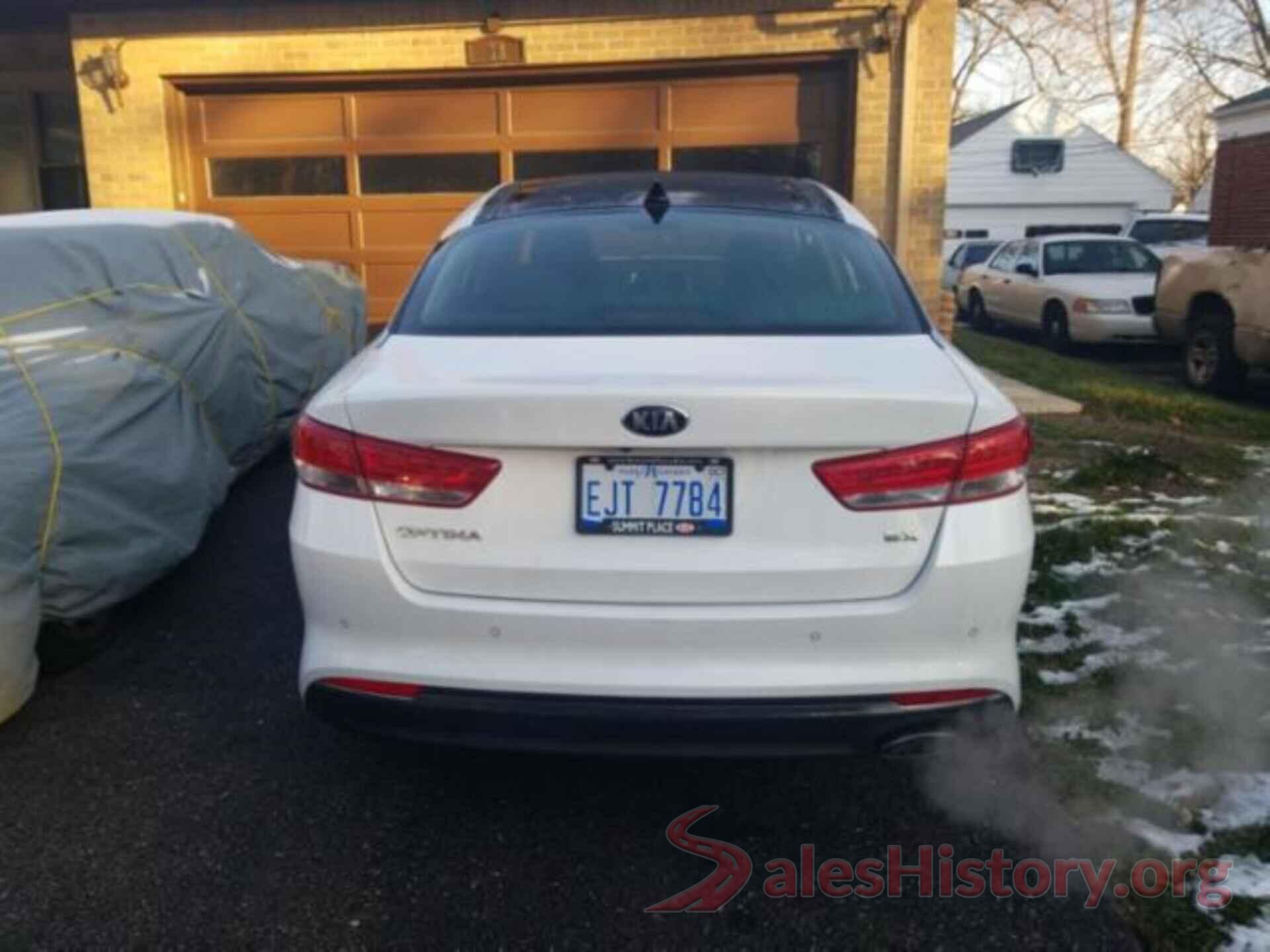 5XXGU4L35JG185274 2018 KIA OPTIMA