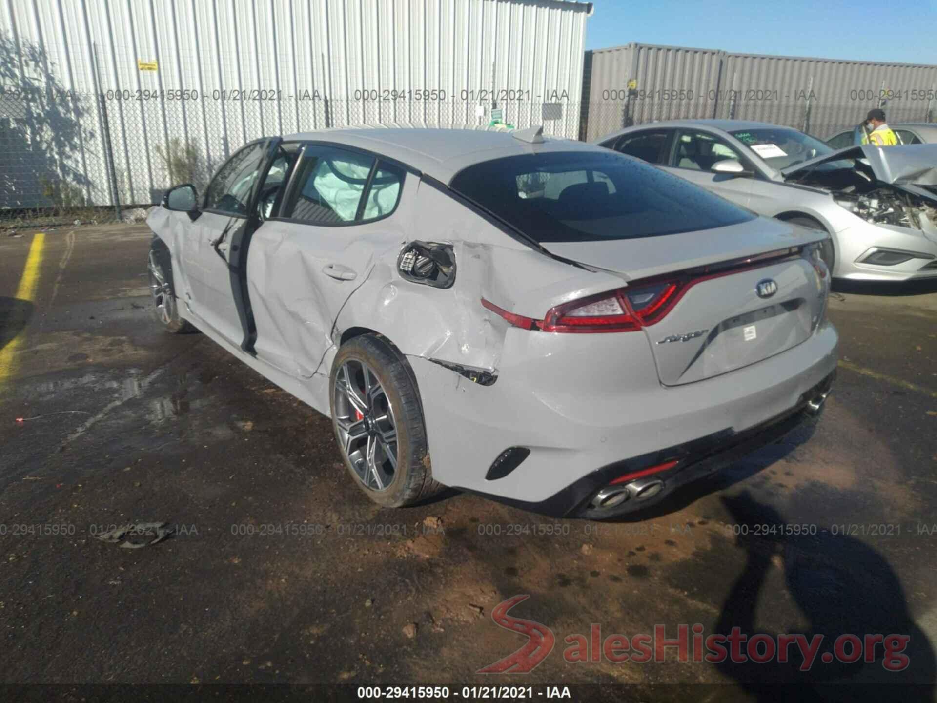 KNAE35LC4J6040822 2018 KIA STINGER