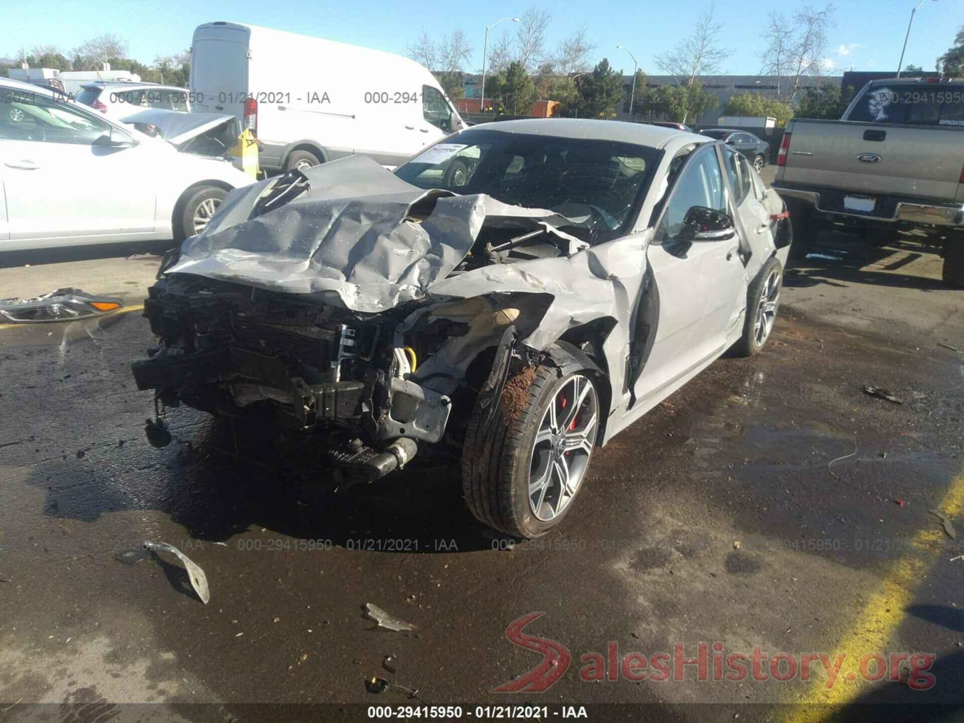 KNAE35LC4J6040822 2018 KIA STINGER