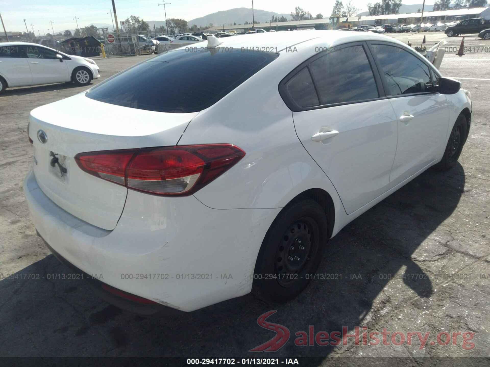 3KPFK4A77HE078821 2017 KIA FORTE