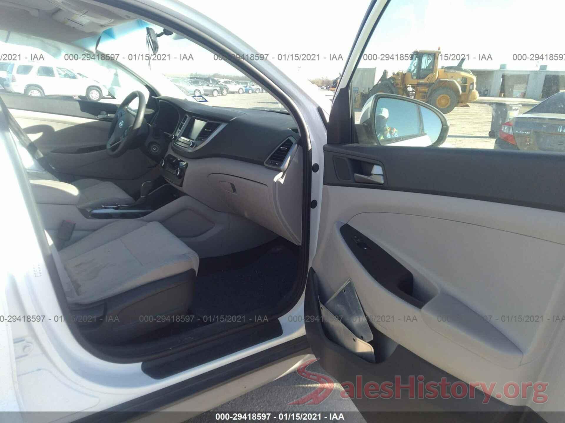 KM8J3CA41JU667941 2018 HYUNDAI TUCSON