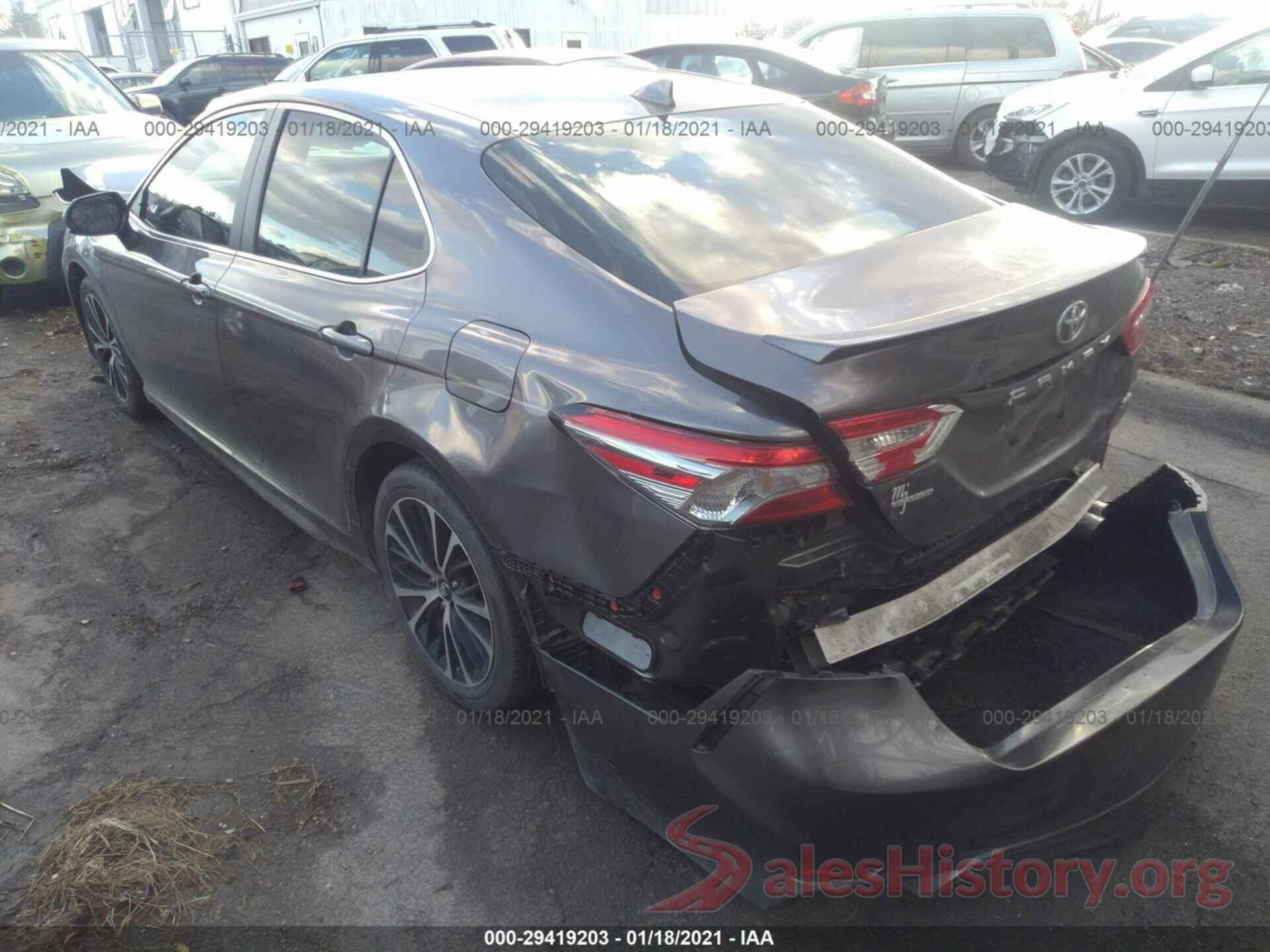 4T1B11HK0KU828008 2019 TOYOTA CAMRY