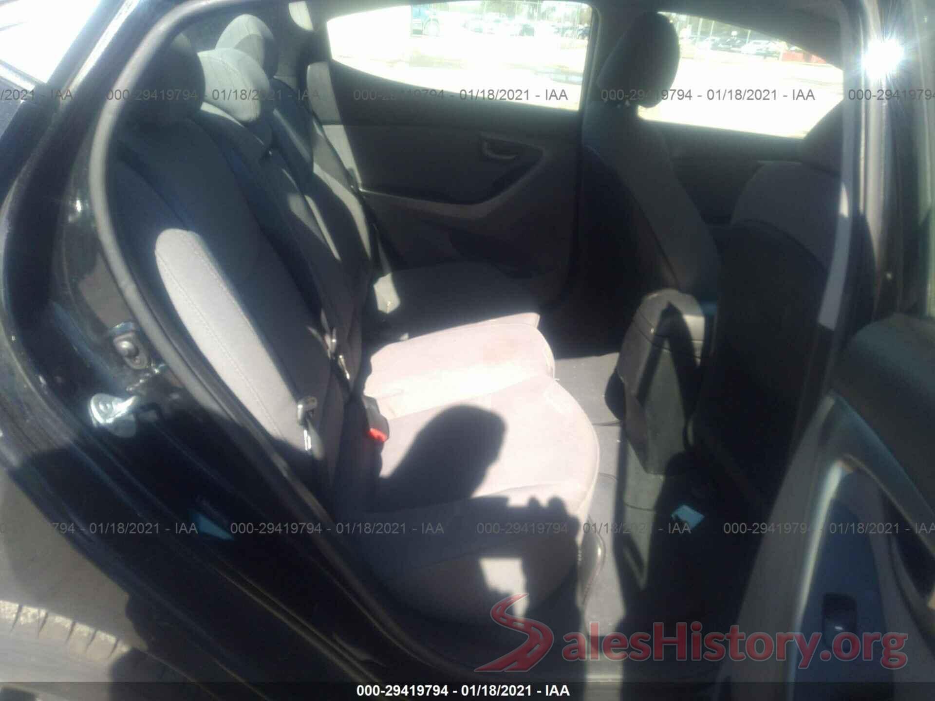 5NPDH4AE8GH771282 2016 HYUNDAI ELANTRA