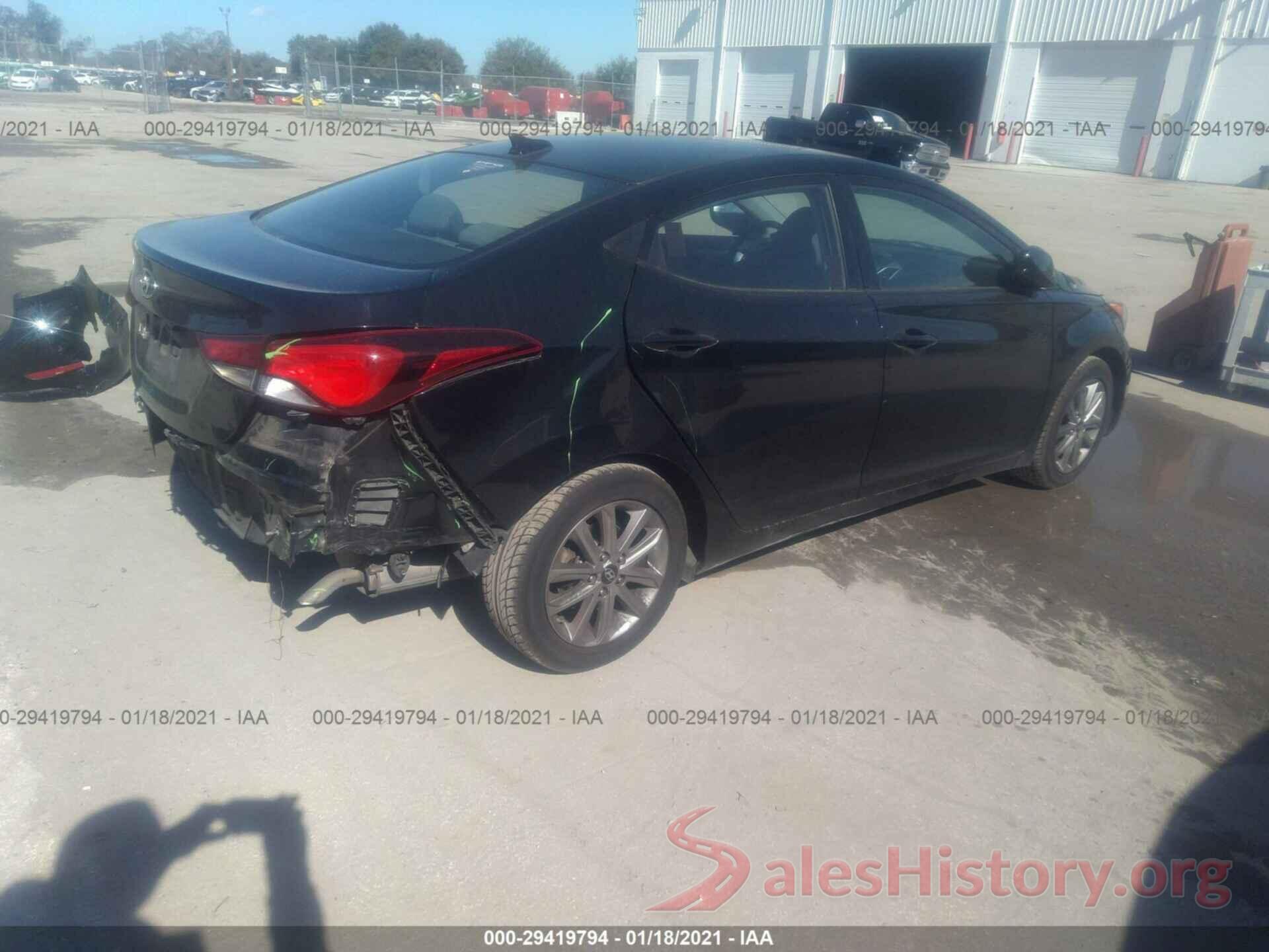 5NPDH4AE8GH771282 2016 HYUNDAI ELANTRA