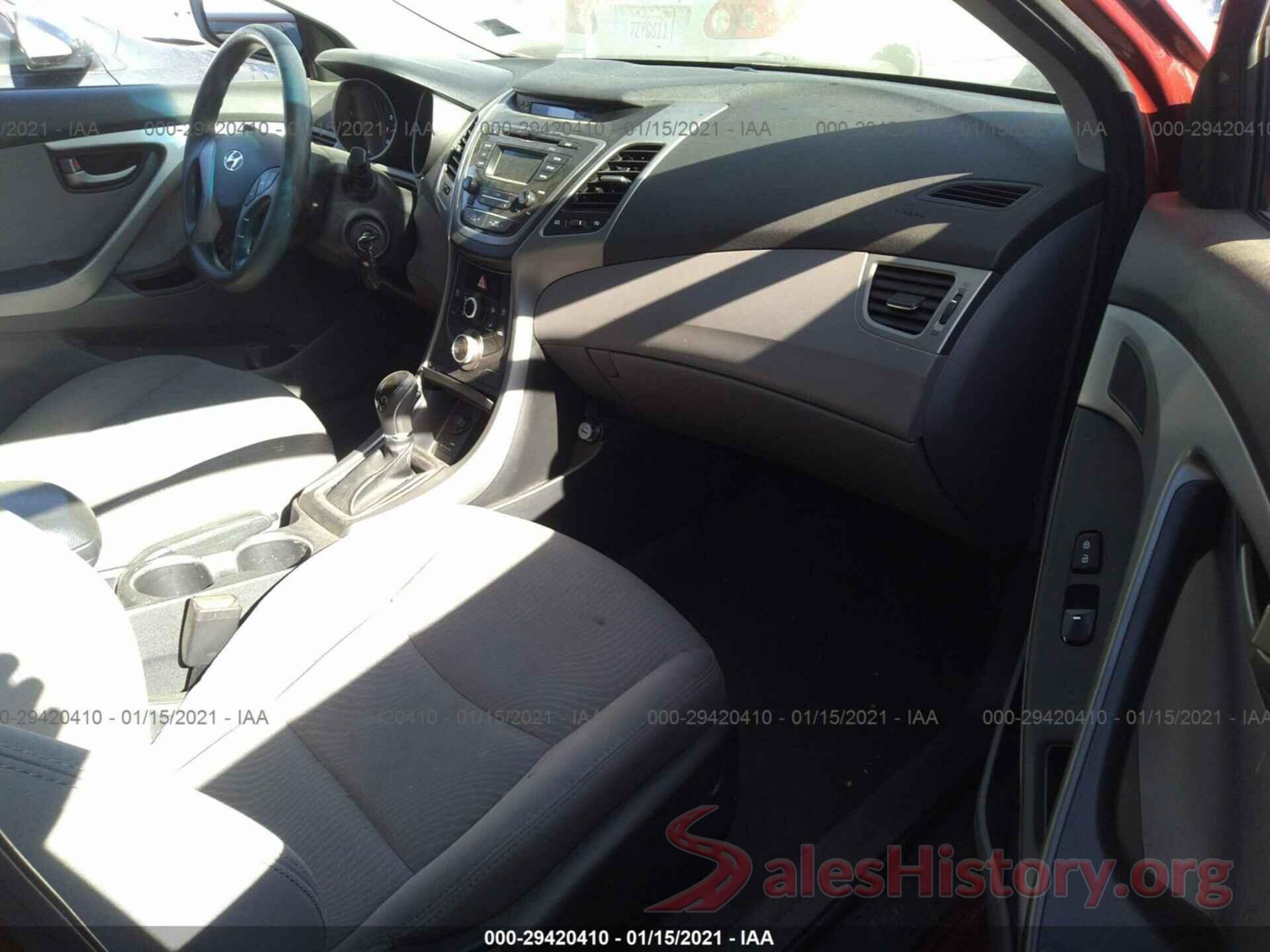 5NPDH4AE9GH692042 2016 HYUNDAI ELANTRA