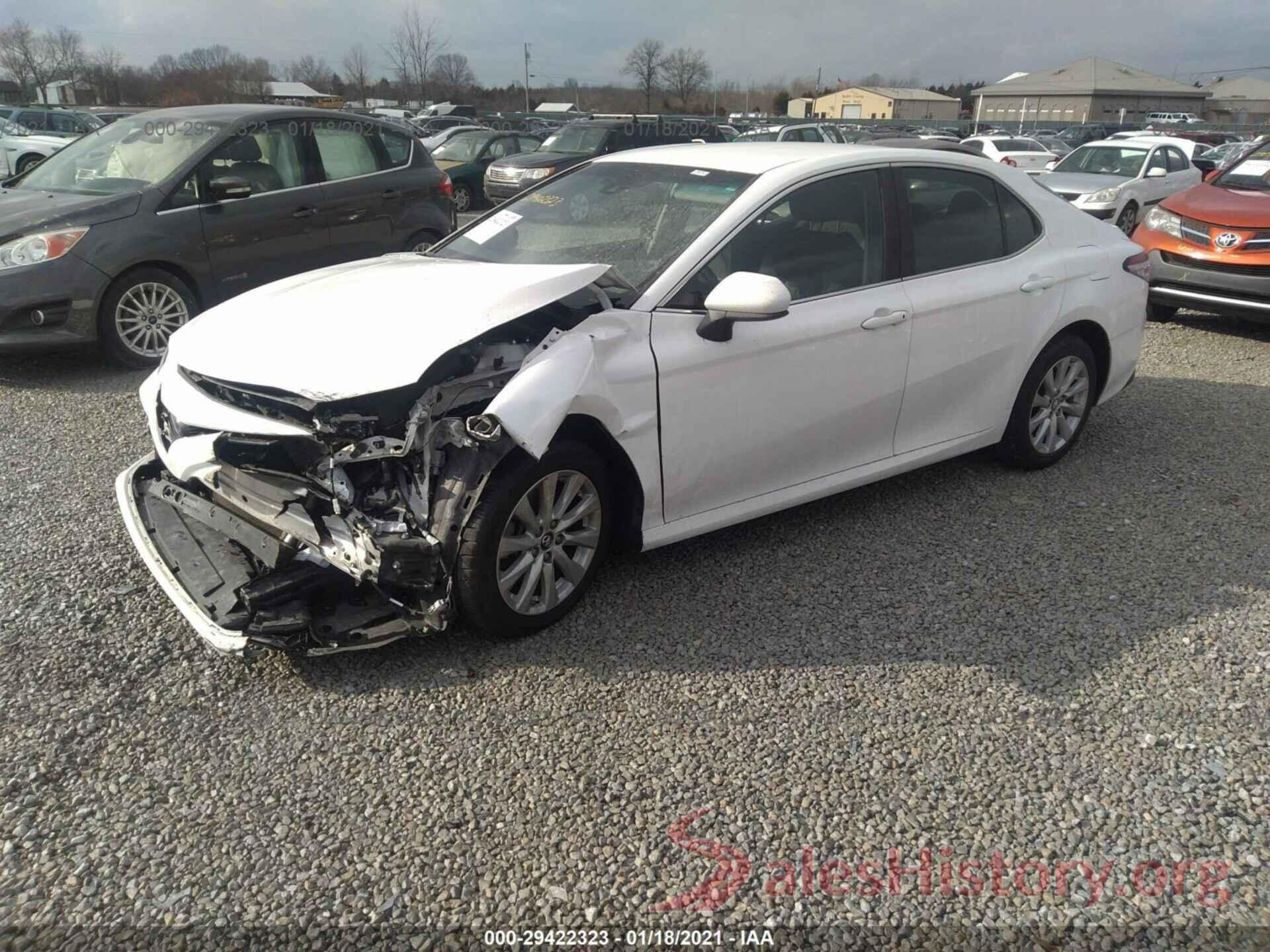 4T1B11HK4JU657309 2018 TOYOTA CAMRY