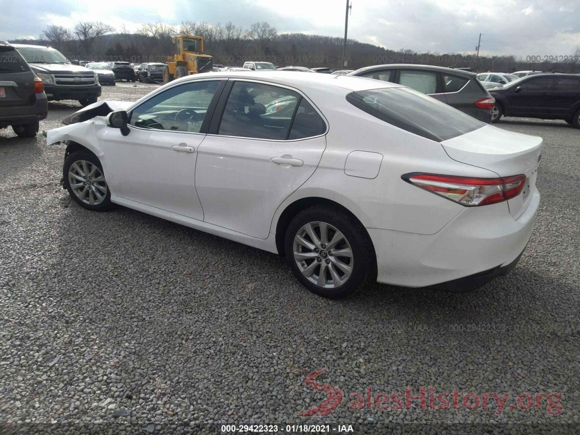 4T1B11HK4JU657309 2018 TOYOTA CAMRY