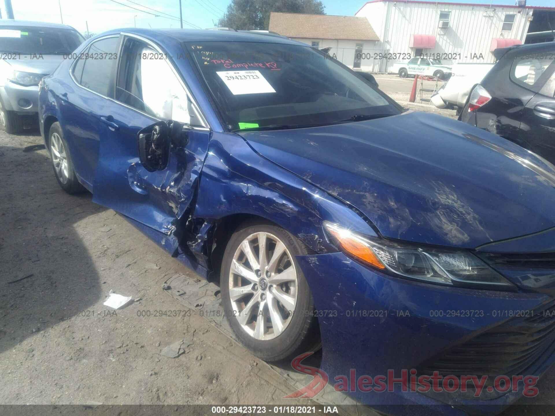 JTNB11HK6J3033274 2018 TOYOTA CAMRY