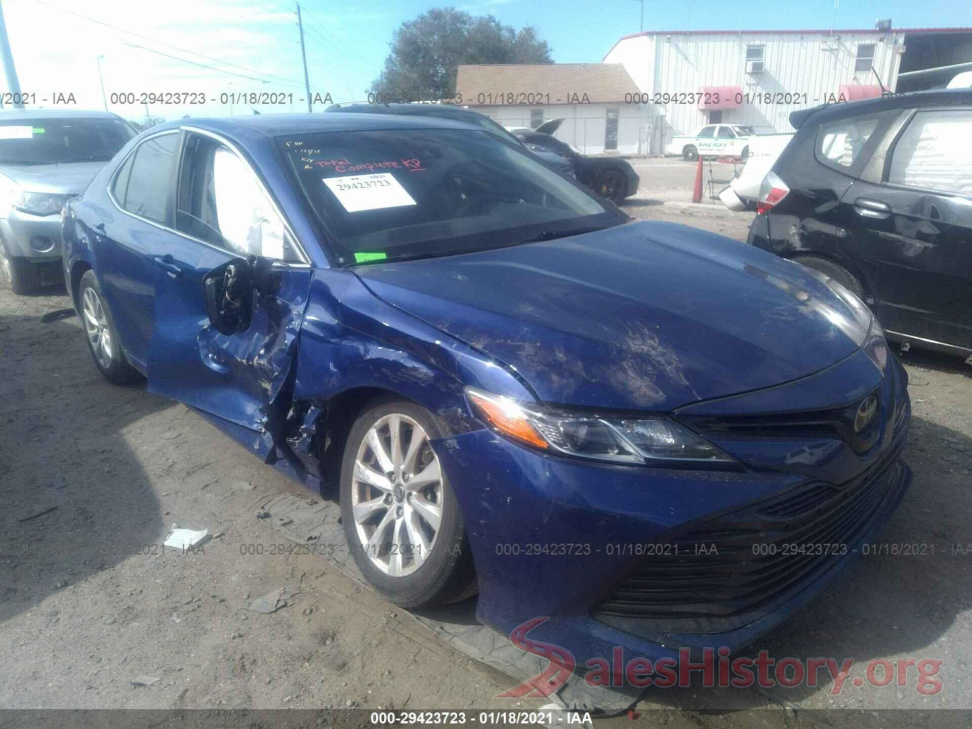 JTNB11HK6J3033274 2018 TOYOTA CAMRY