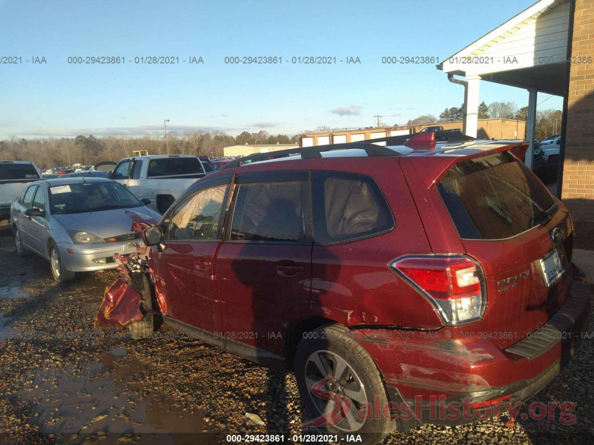 JF2SJAGC4JH454302 2018 SUBARU FORESTER