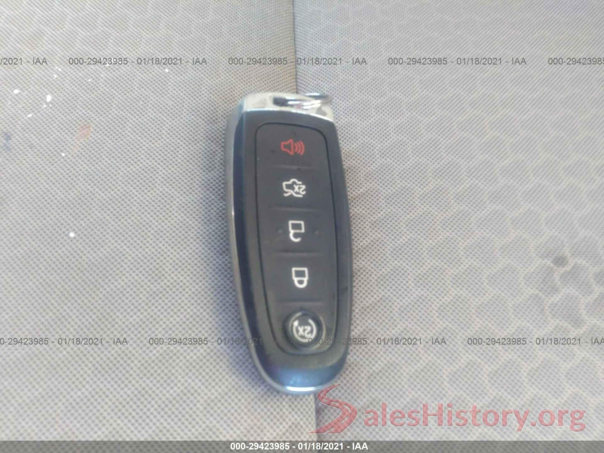 1FMCU0GD9KUB45636 2019 FORD ESCAPE