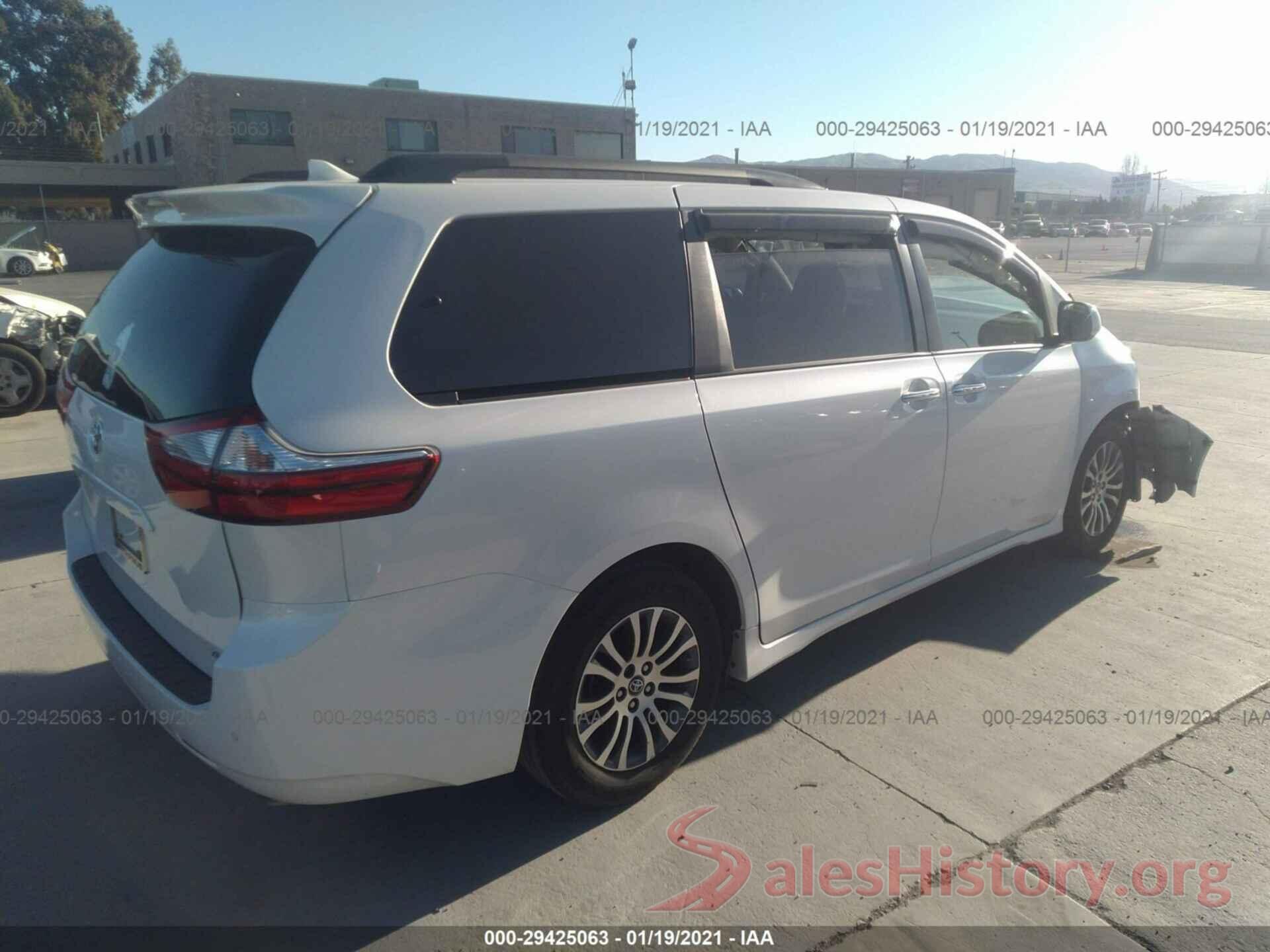 5TDYZ3DC3JS937888 2018 TOYOTA SIENNA