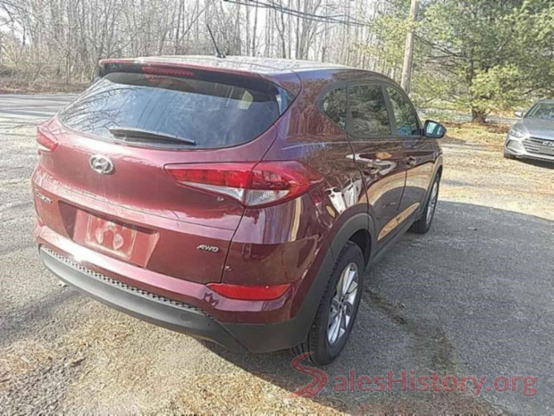 KM8J2CA47JU652699 2018 HYUNDAI TUCSON