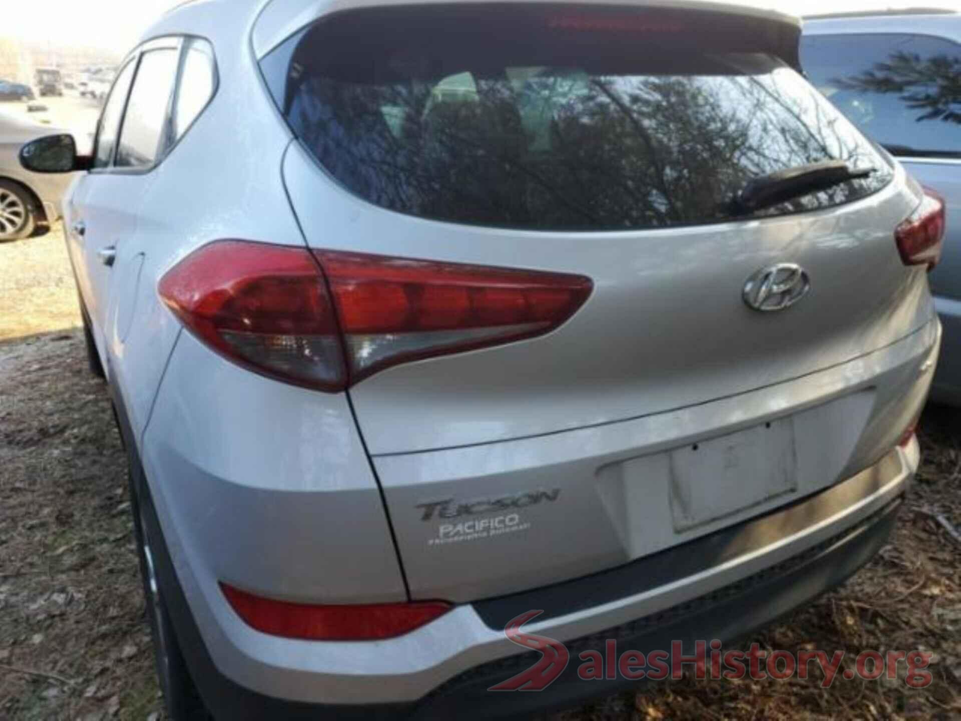 KM8J3CA46HU589313 2017 HYUNDAI TUCSON