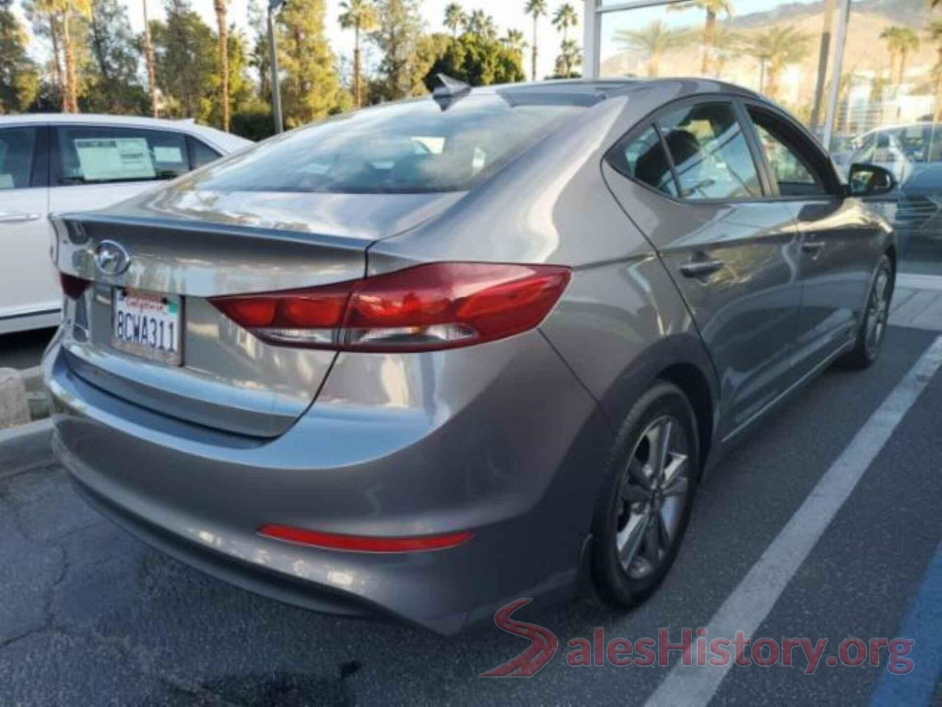 5NPD84LF7JH307591 2018 HYUNDAI ELANTRA