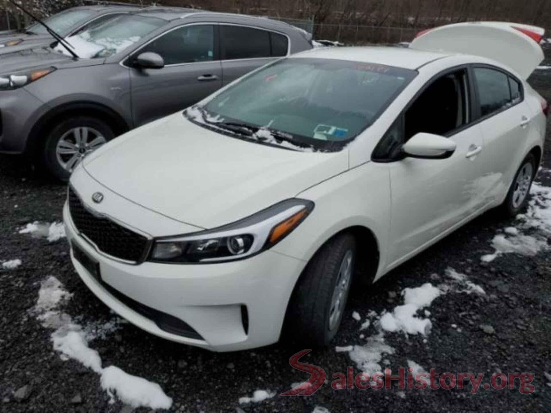 3KPFK4A73JE167579 2018 KIA FORTE