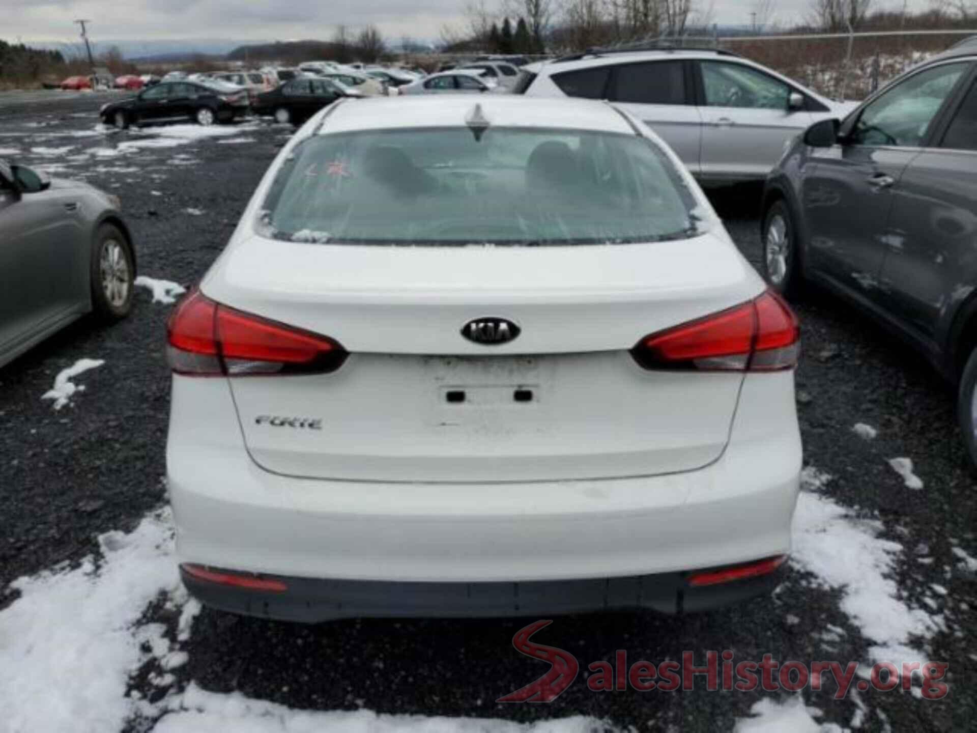 3KPFK4A73JE167579 2018 KIA FORTE