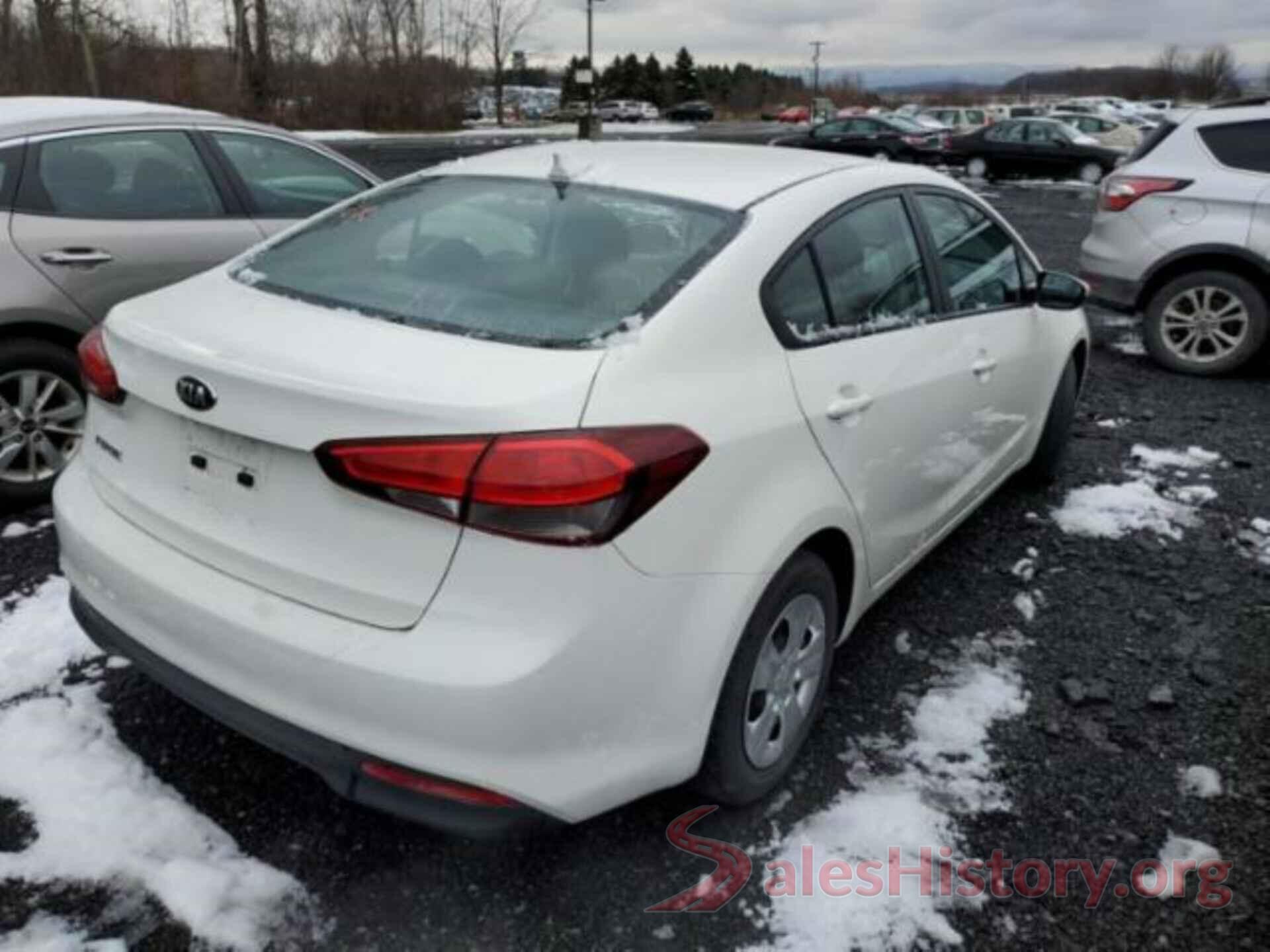 3KPFK4A73JE167579 2018 KIA FORTE