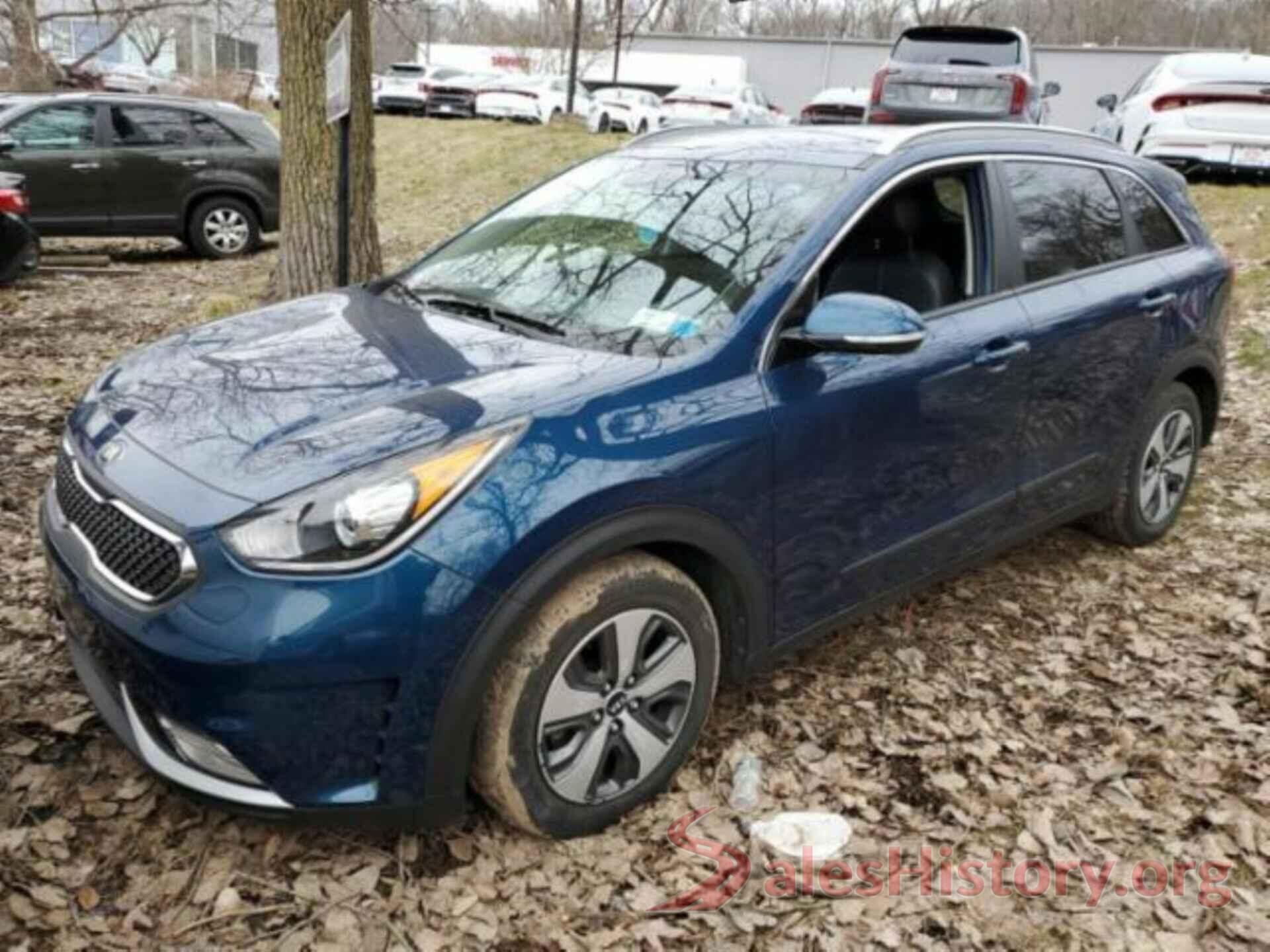 KNDCC3LC7J5120507 2018 KIA NIRO