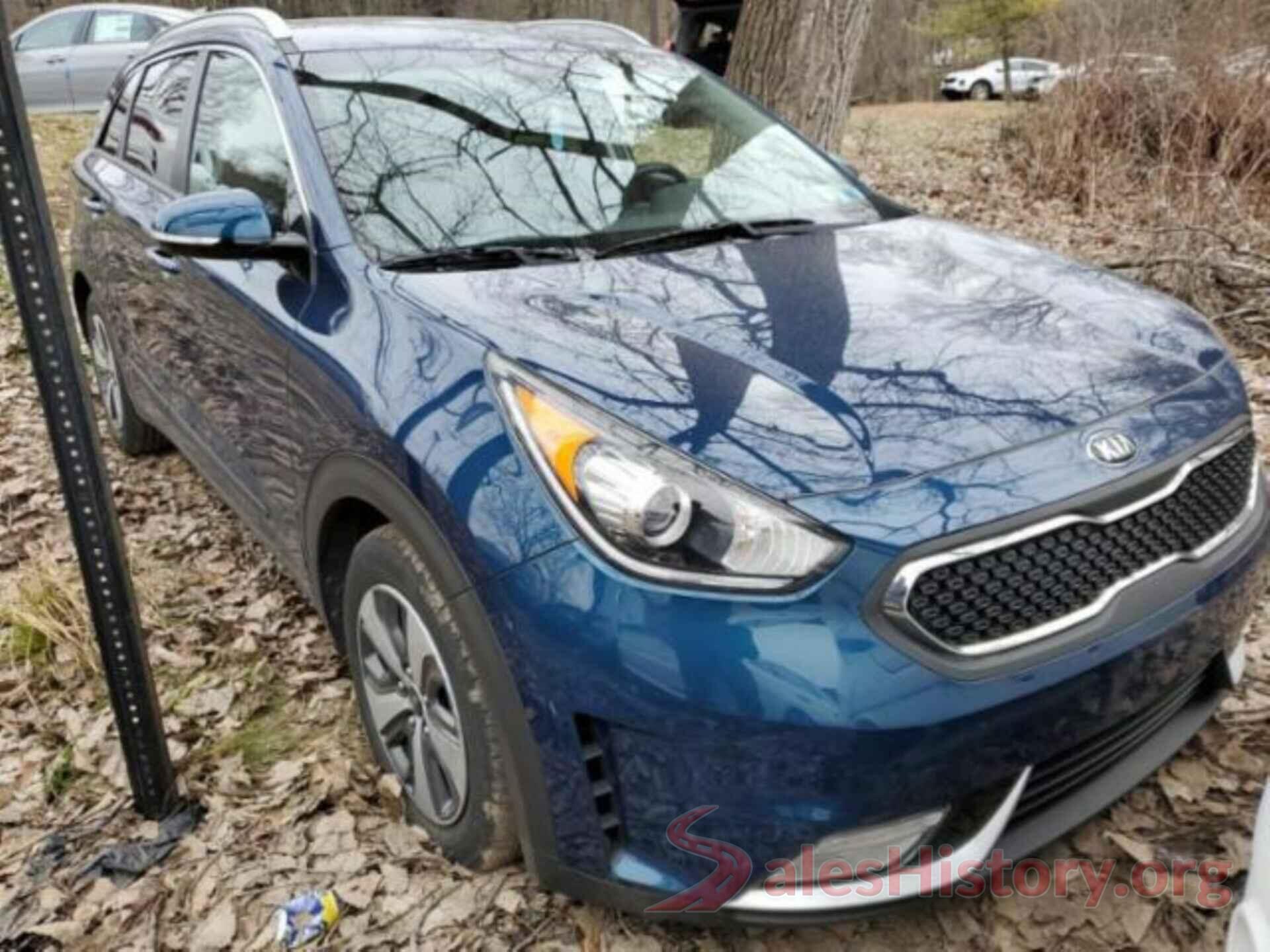 KNDCC3LC7J5120507 2018 KIA NIRO