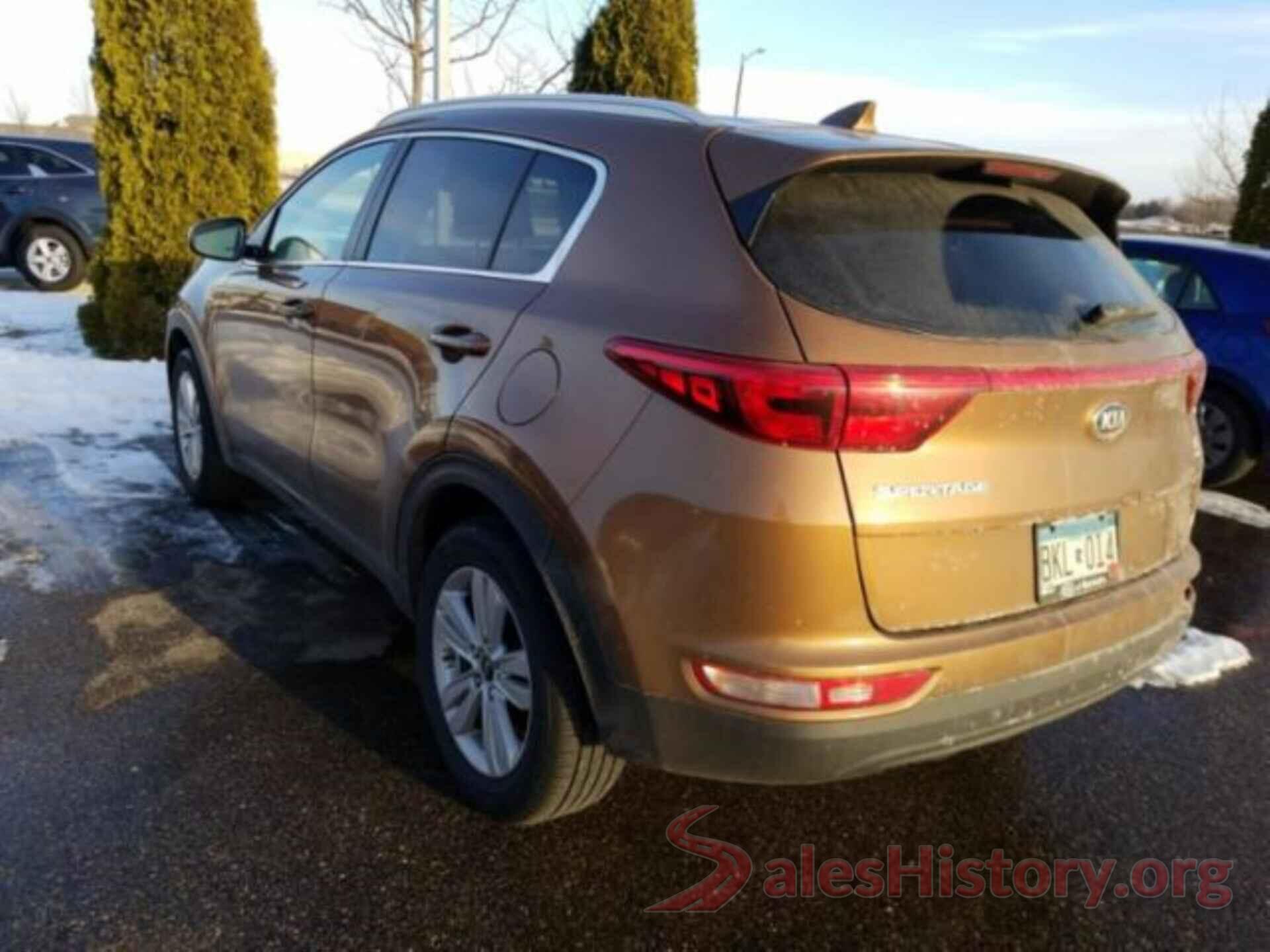 KNDPMCAC8J7475014 2018 KIA SPORTAGE