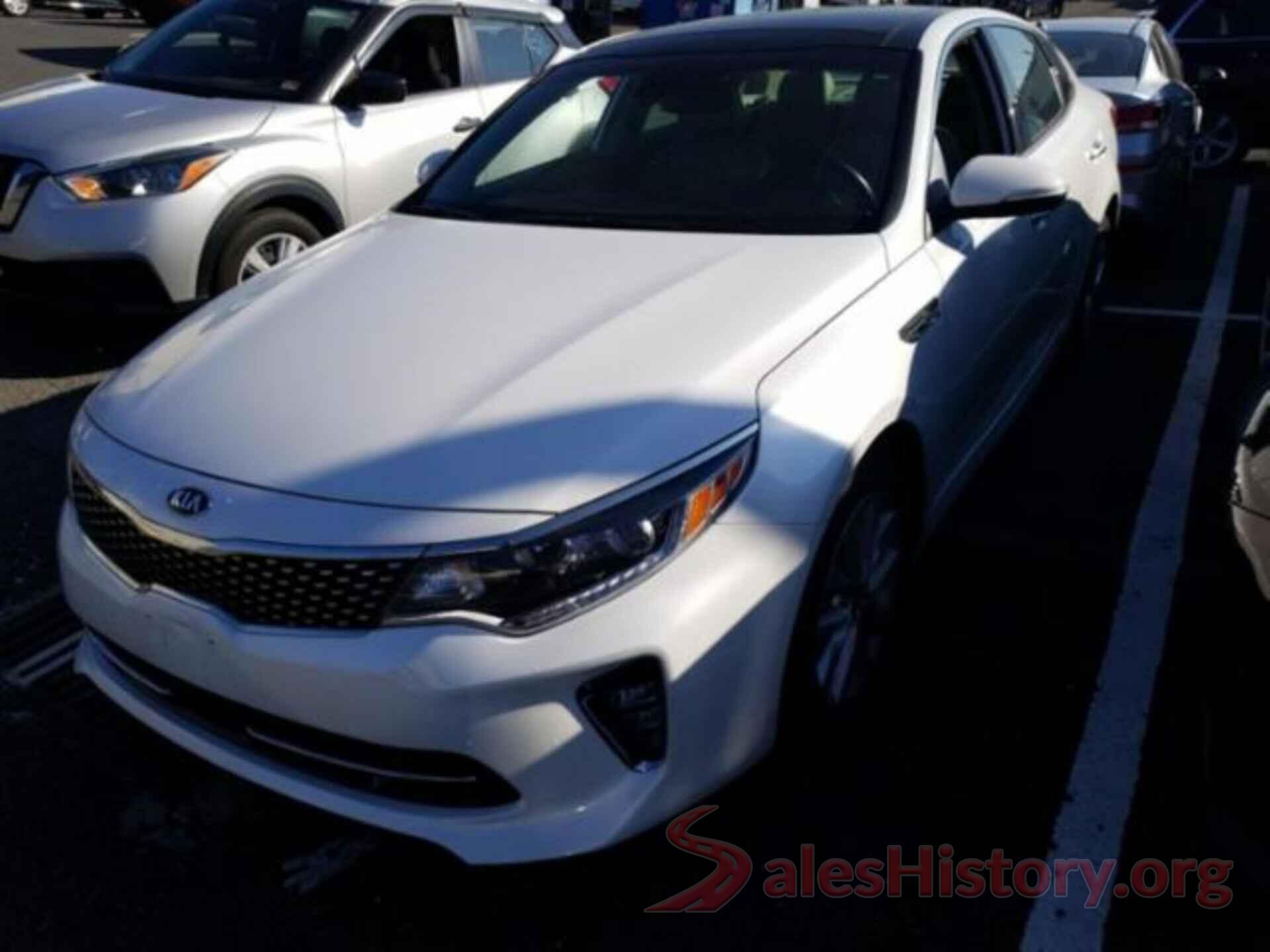 5XXGU4L3XJG223081 2018 KIA OPTIMA