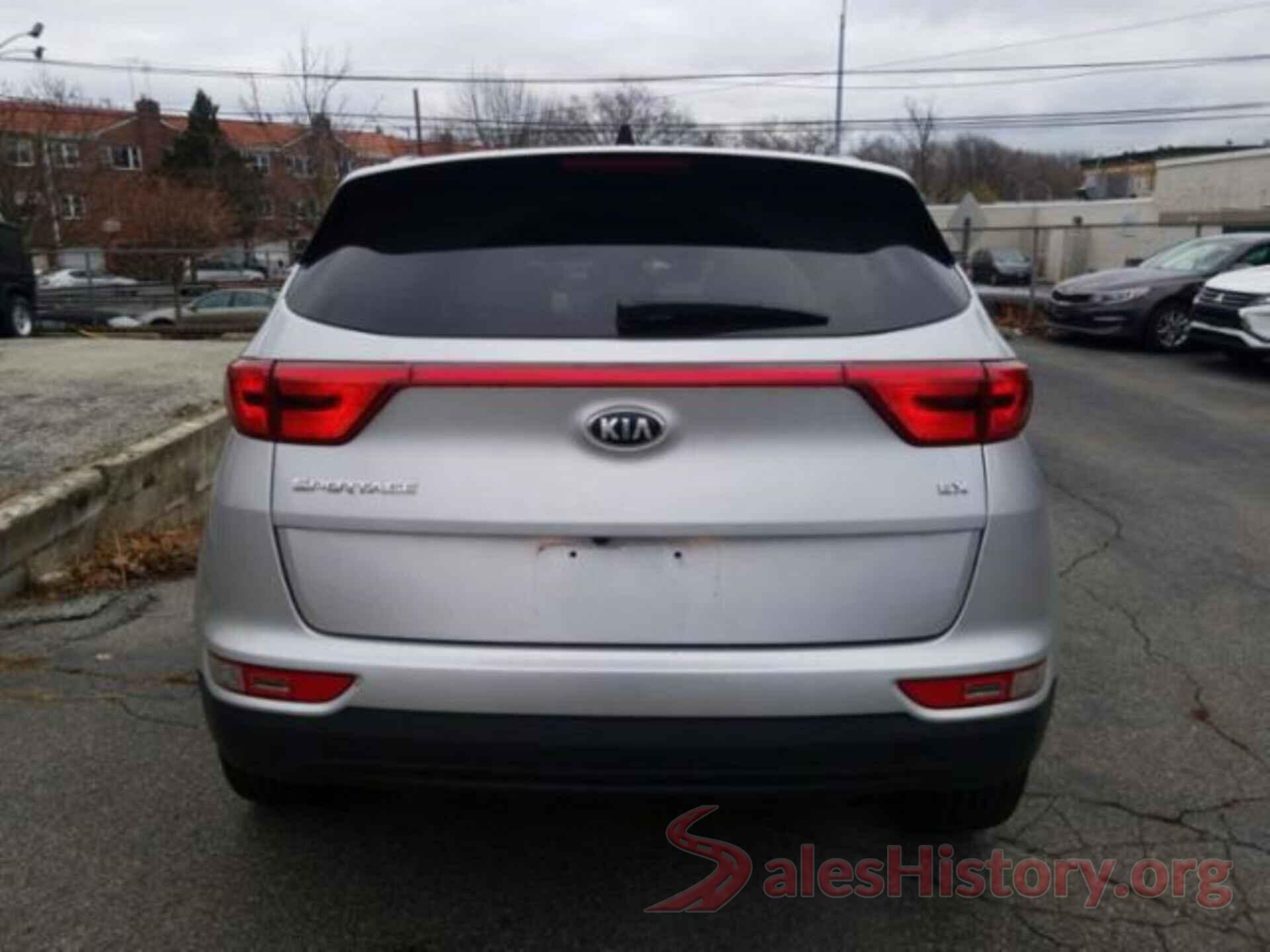 KNDPNCAC8J7383561 2018 KIA SPORTAGE