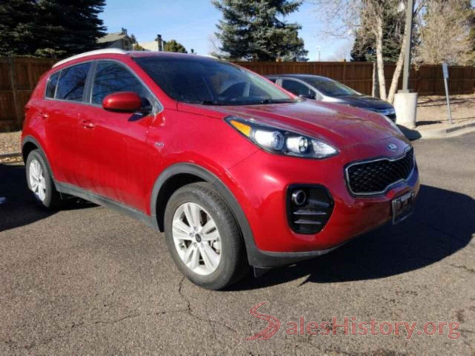 KNDPMCAC4J7318015 2018 KIA SPORTAGE