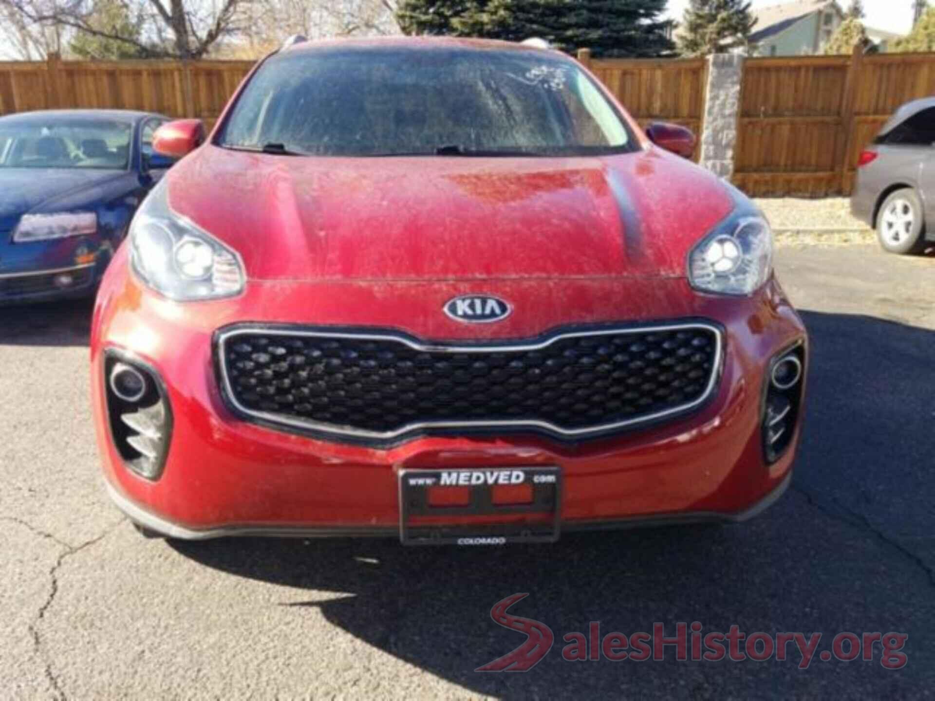 KNDPMCAC4J7318015 2018 KIA SPORTAGE