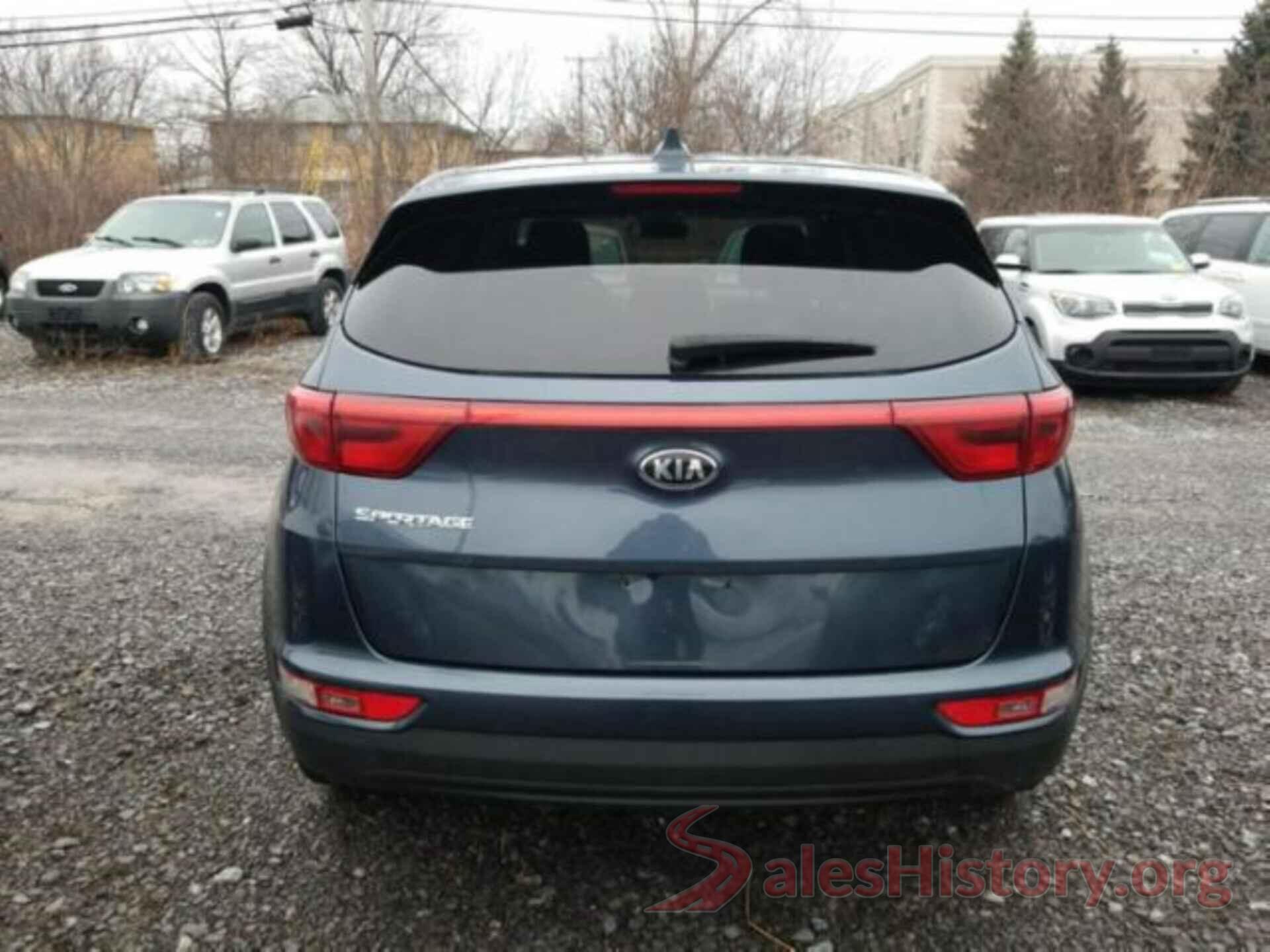 KNDPMCAC9J7420054 2018 KIA SPORTAGE